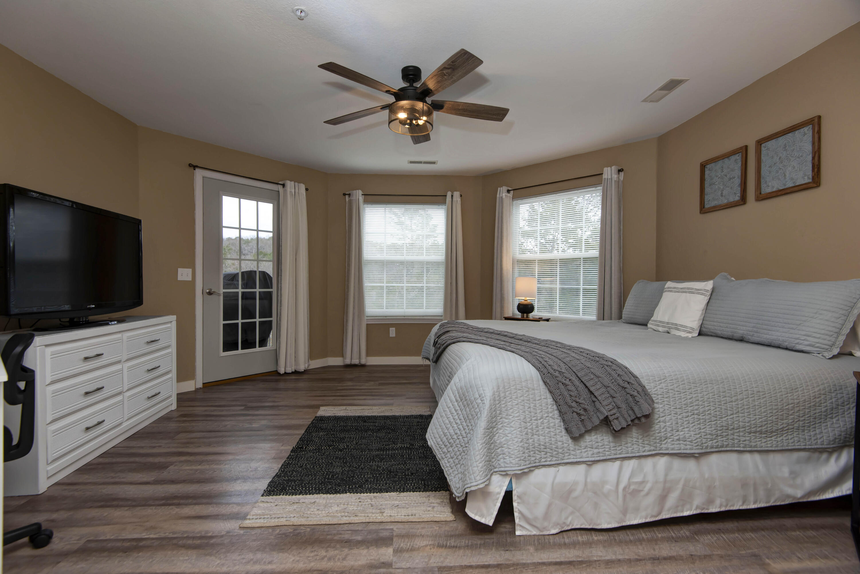 1302 Rocky Shore Terrace Property Photo 11