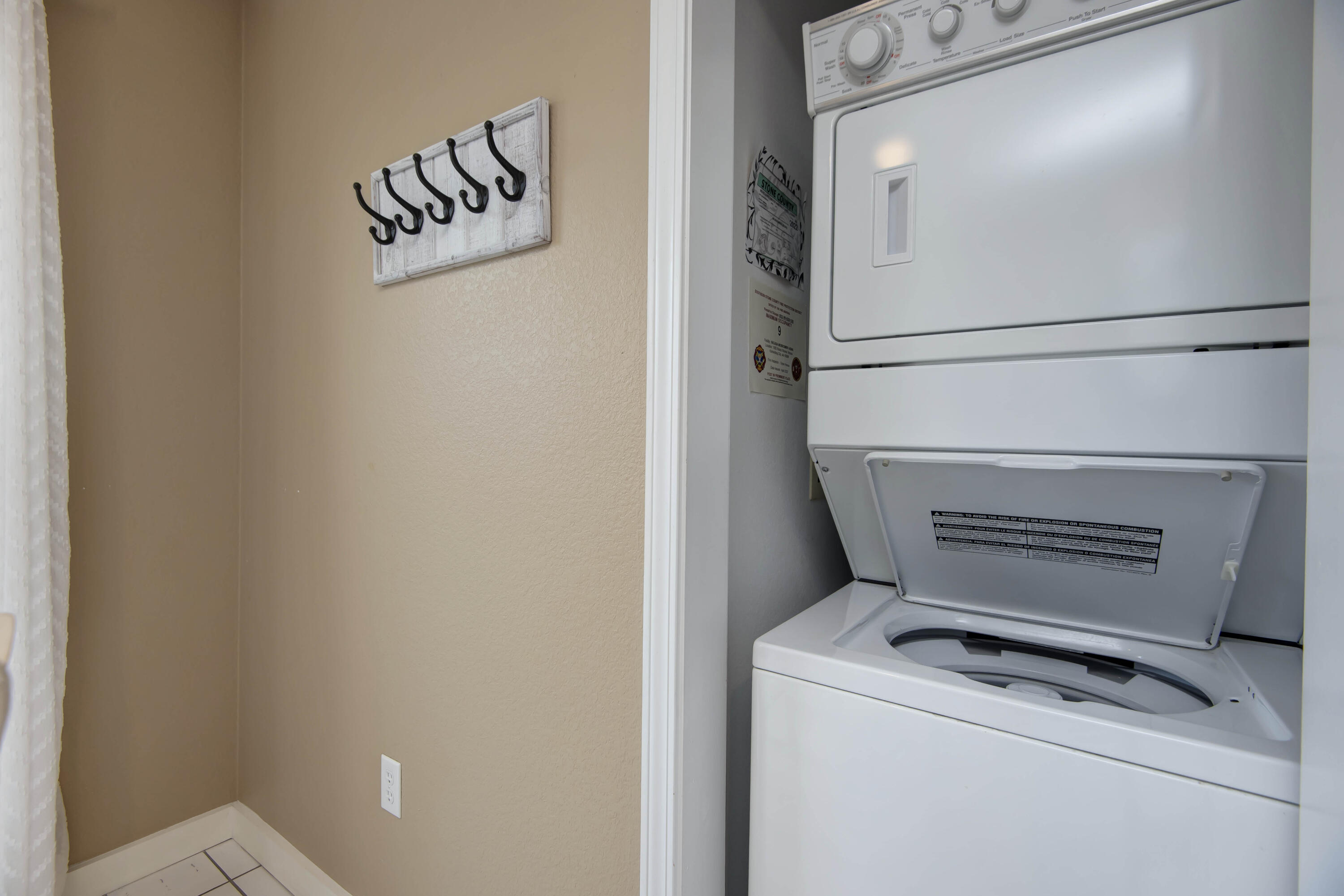 1302 Rocky Shore Terrace Property Photo 24