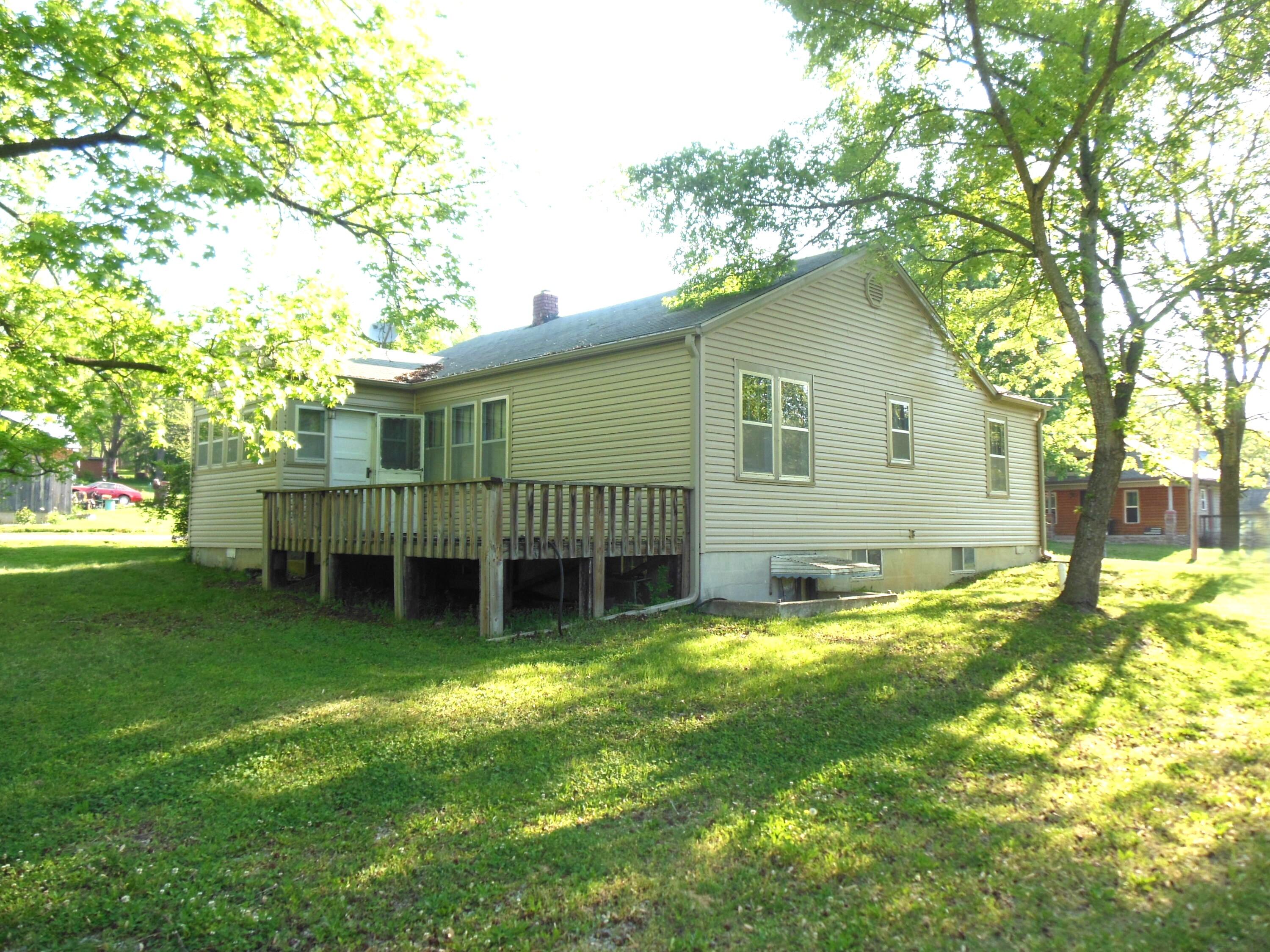 415 North Grand Street Property Photo 2