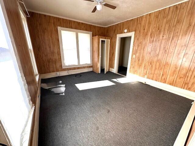 305 East Main Street Property Photo 15