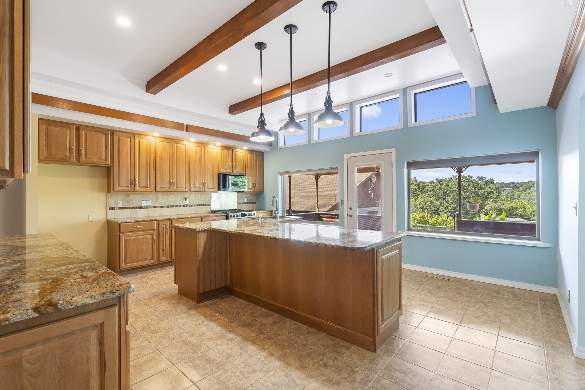 6 Bridgeview Drive Property Photo 12