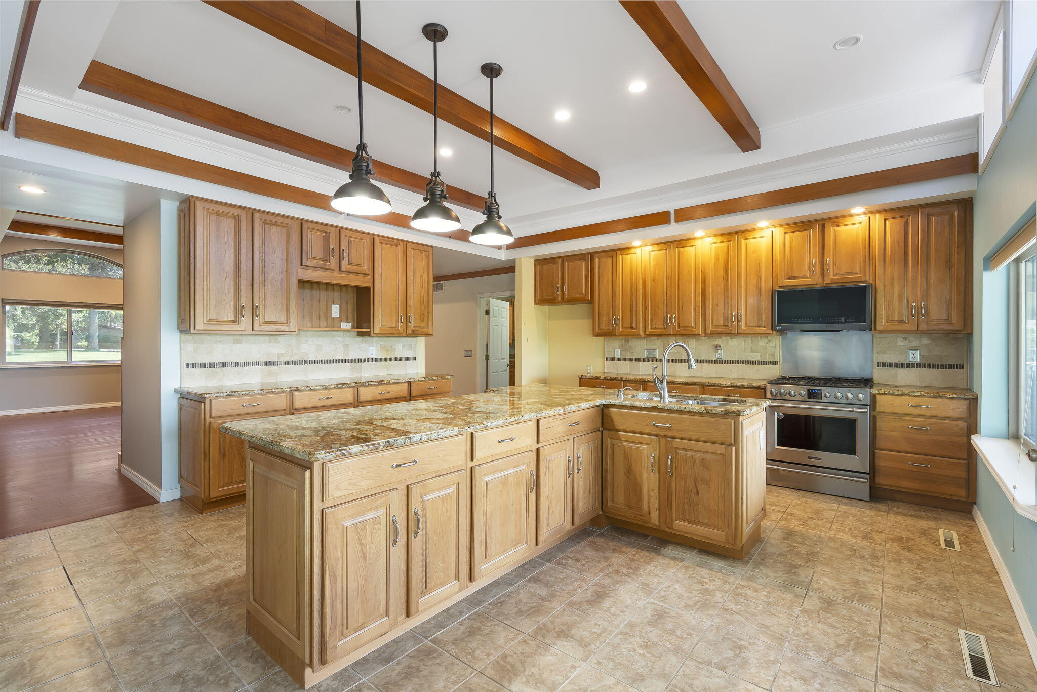 6 Bridgeview Drive Property Photo 17