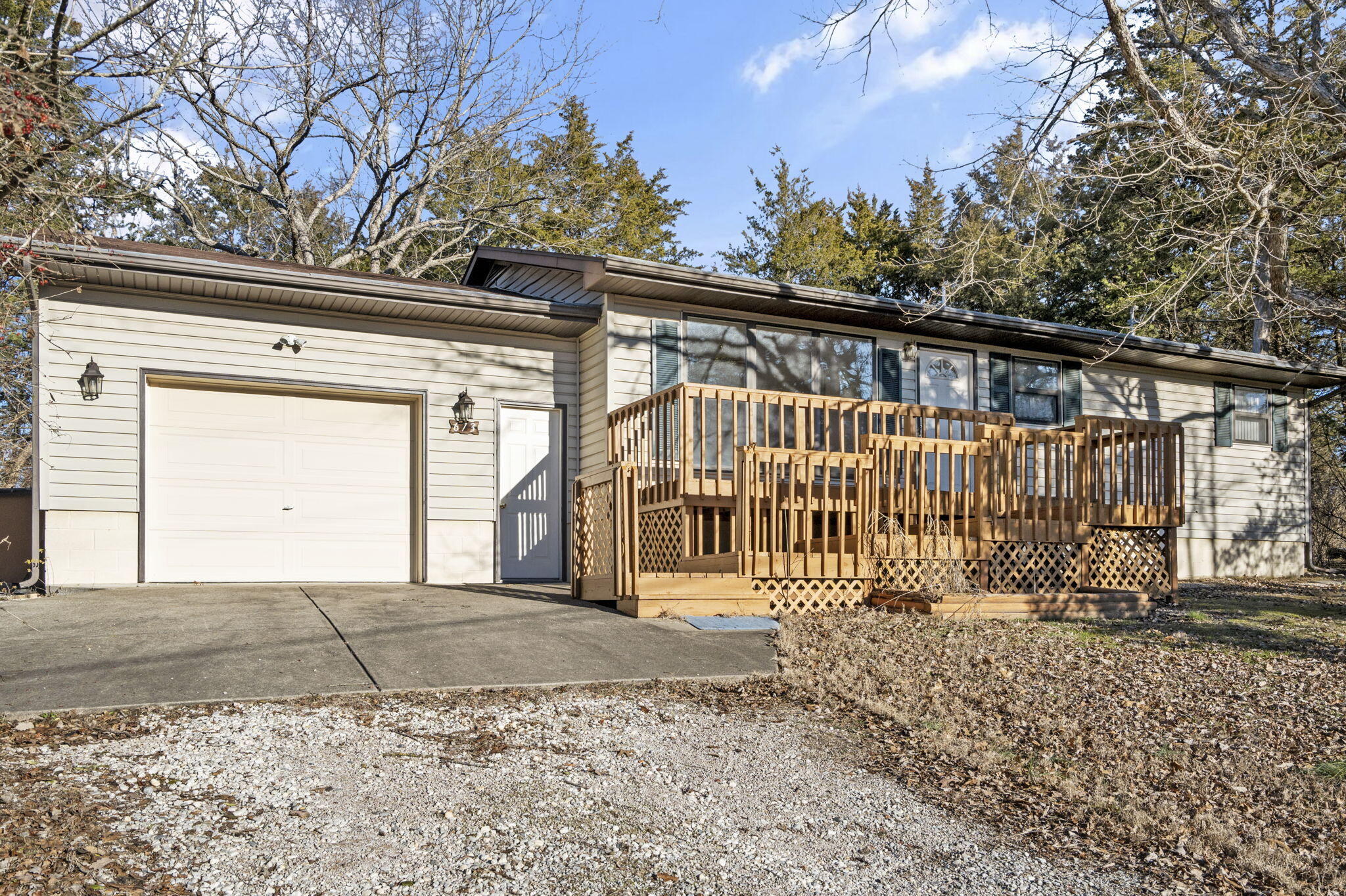 673 Double O Nine Road Property Photo 6