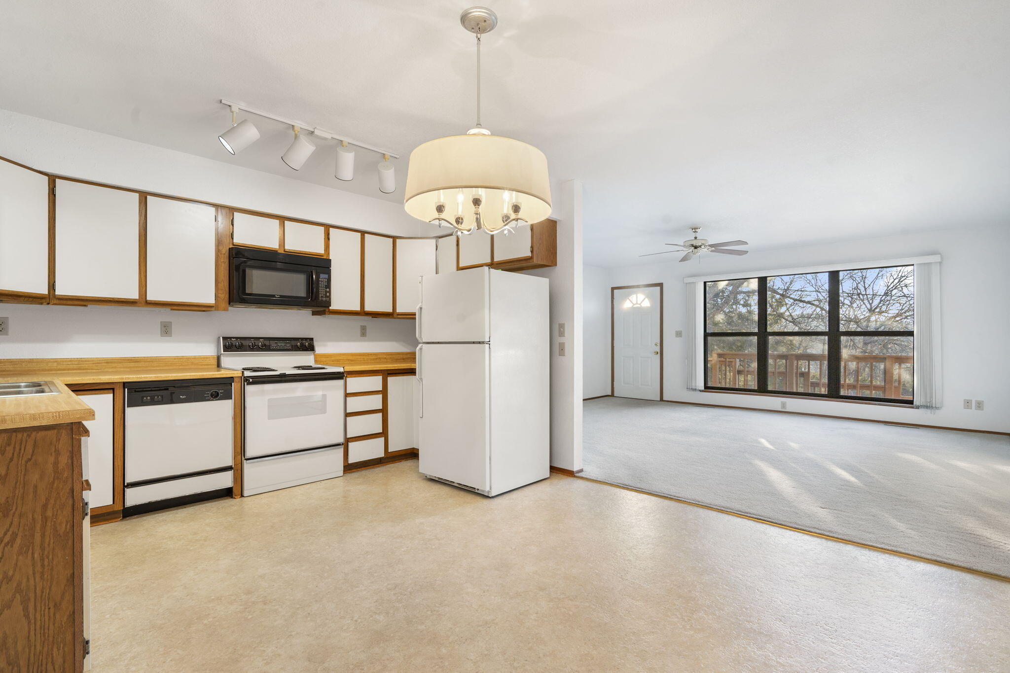 673 Double O Nine Road Property Photo 17