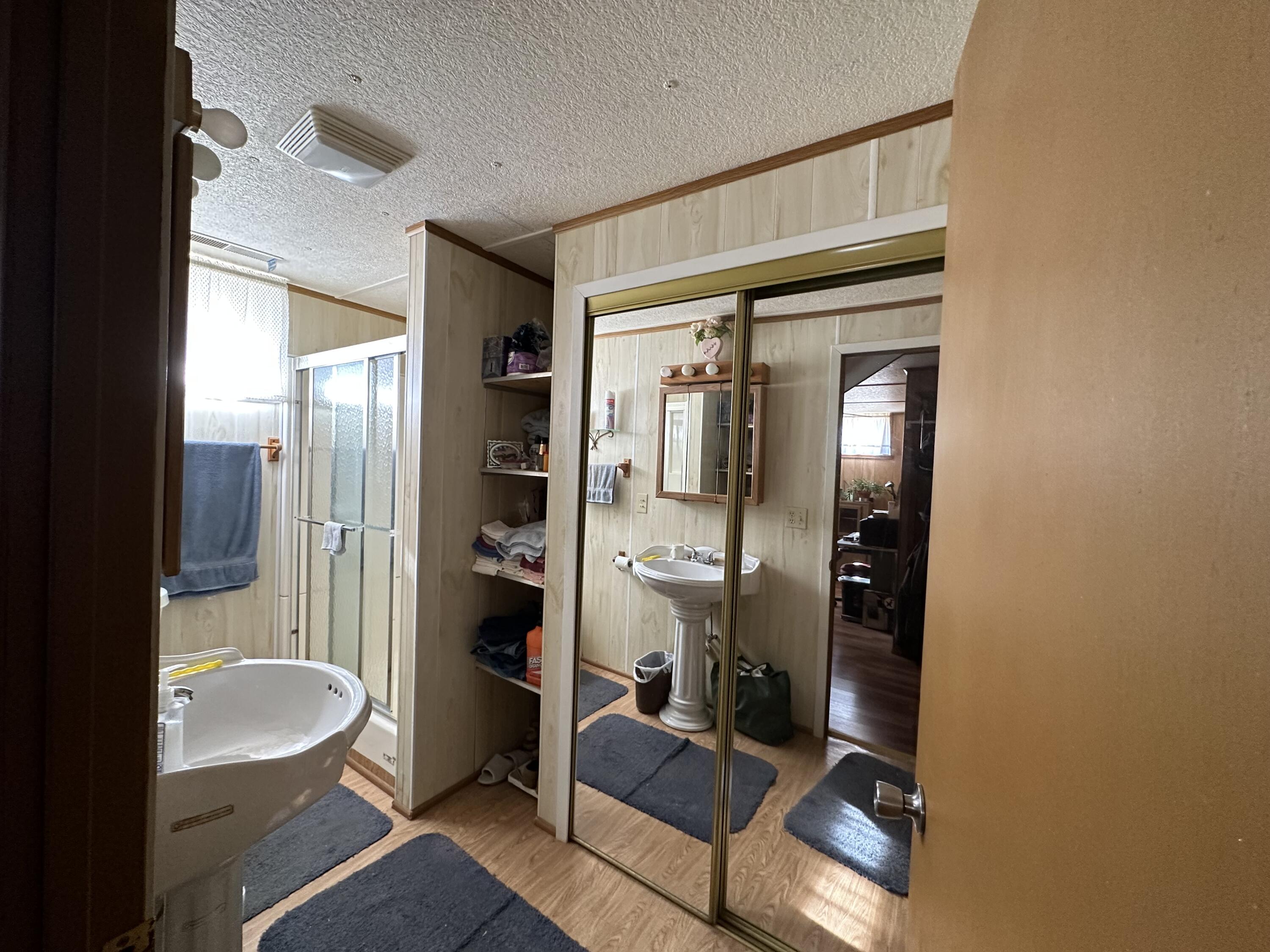 121 Lillian Road Property Photo 8