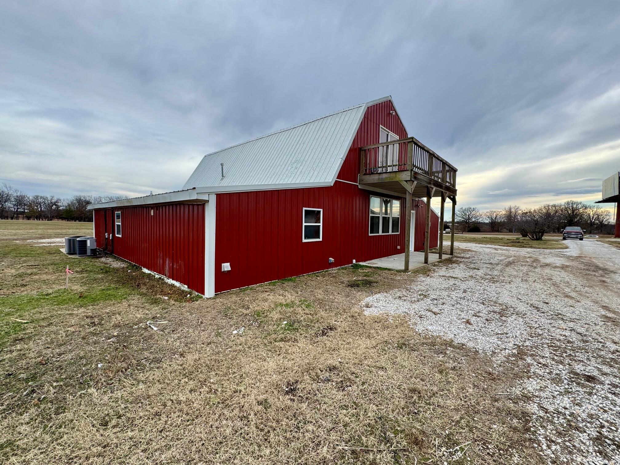 2288 Us-60 Property Photo 8