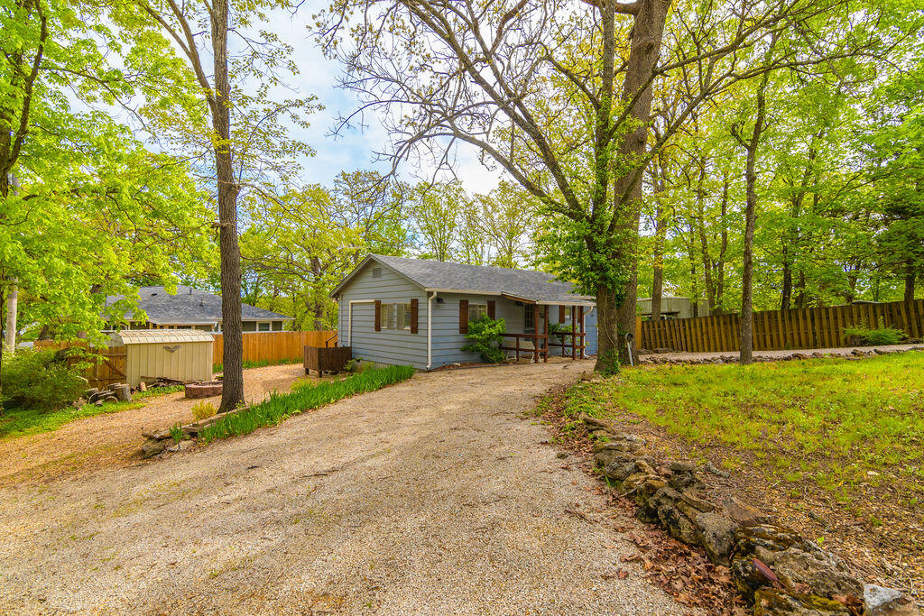 1344 Hideaway Road Property Photo 3