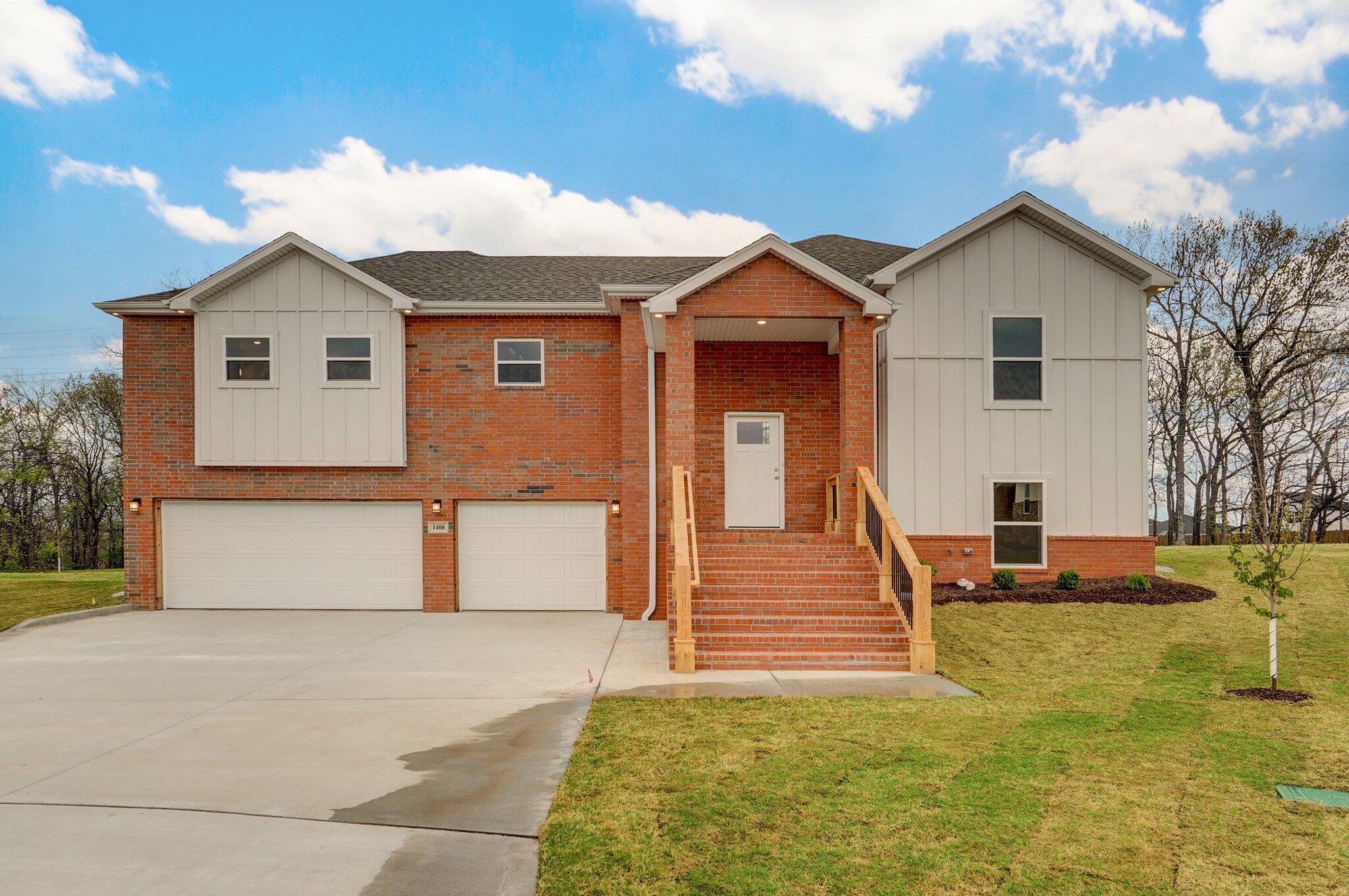 1400 East Command Court Property Photo 1