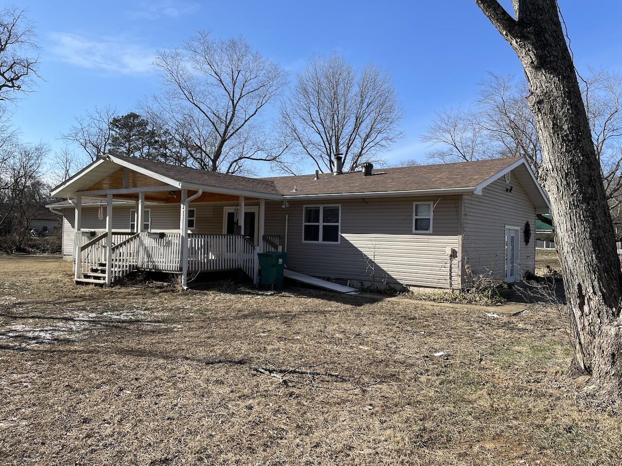315 South Harris Street Property Photo 5