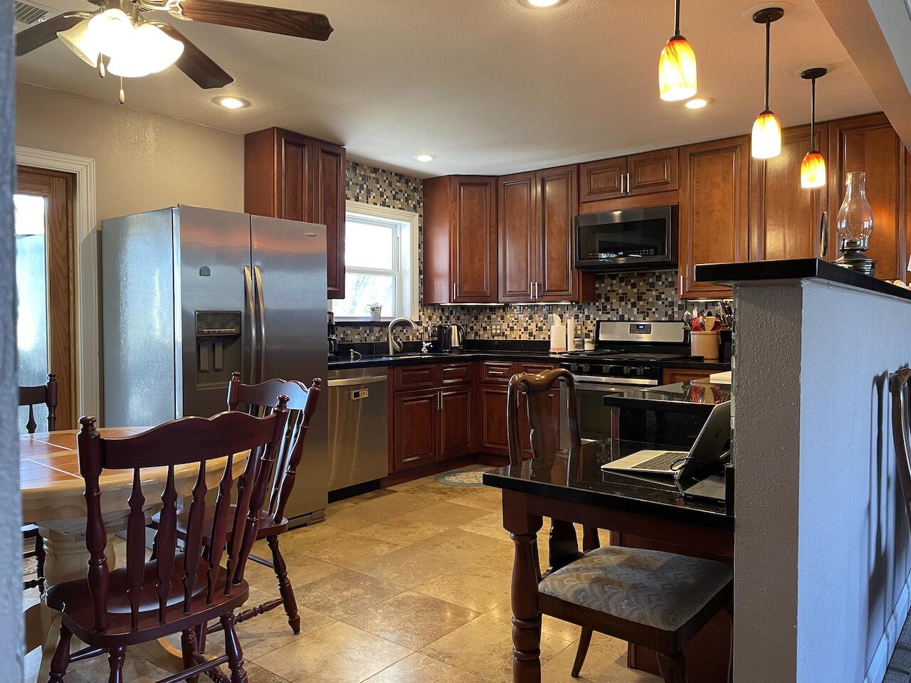 315 South Harris Street Property Photo 21