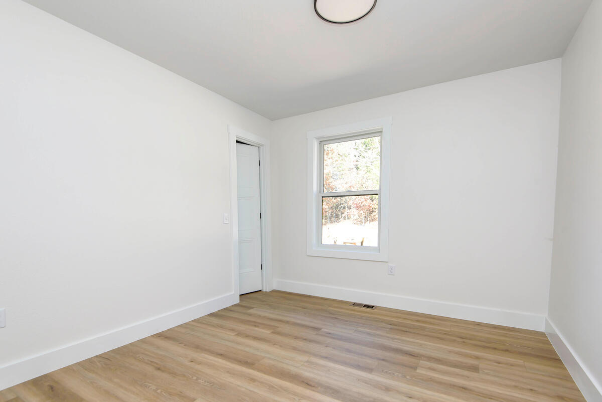 202 Vacation Lane Property Photo 15