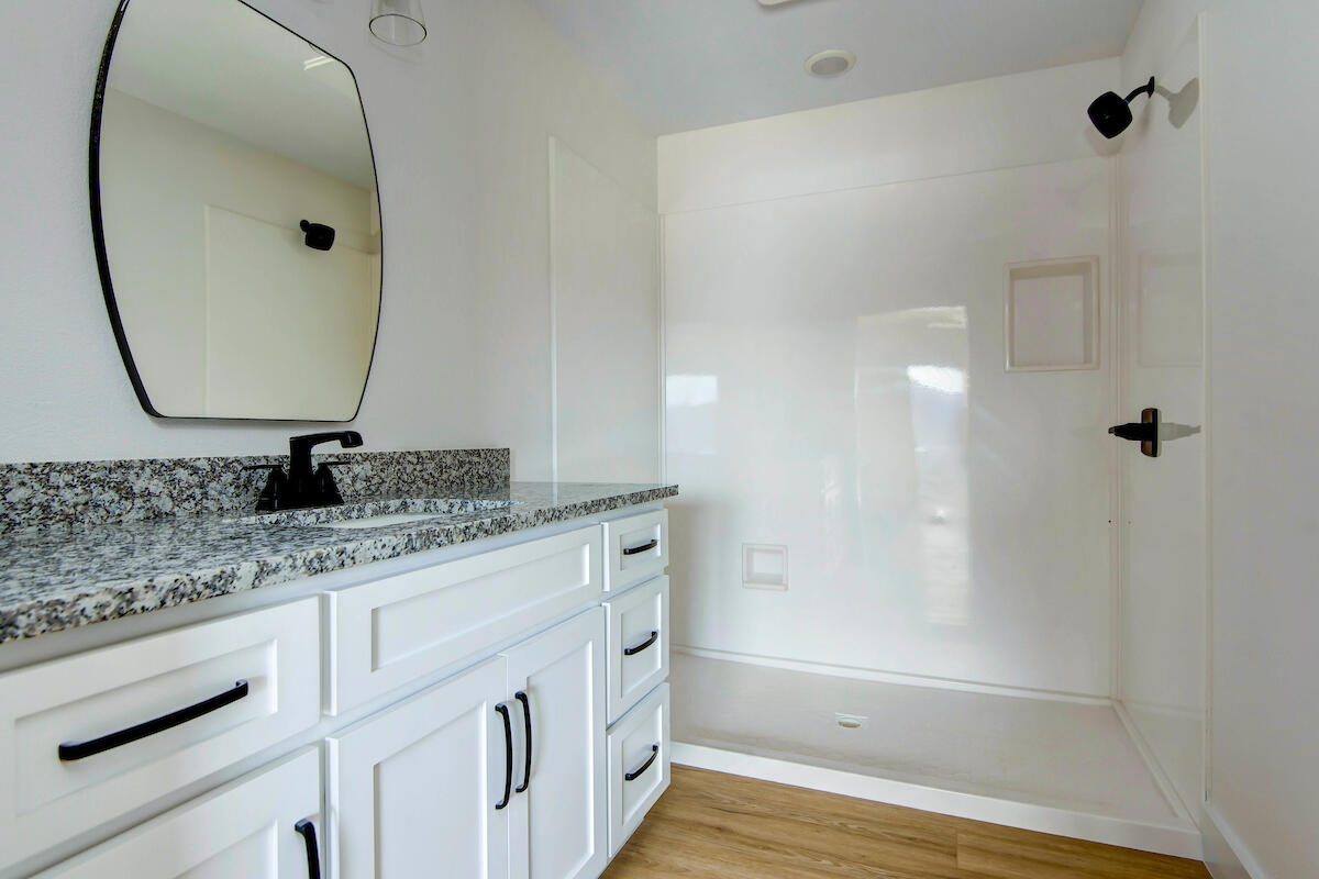 202 Vacation Lane Property Photo 19