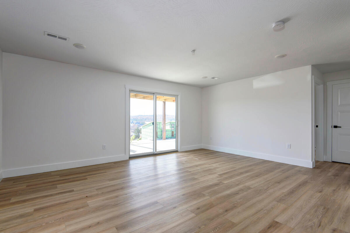202 Vacation Lane Property Photo 24