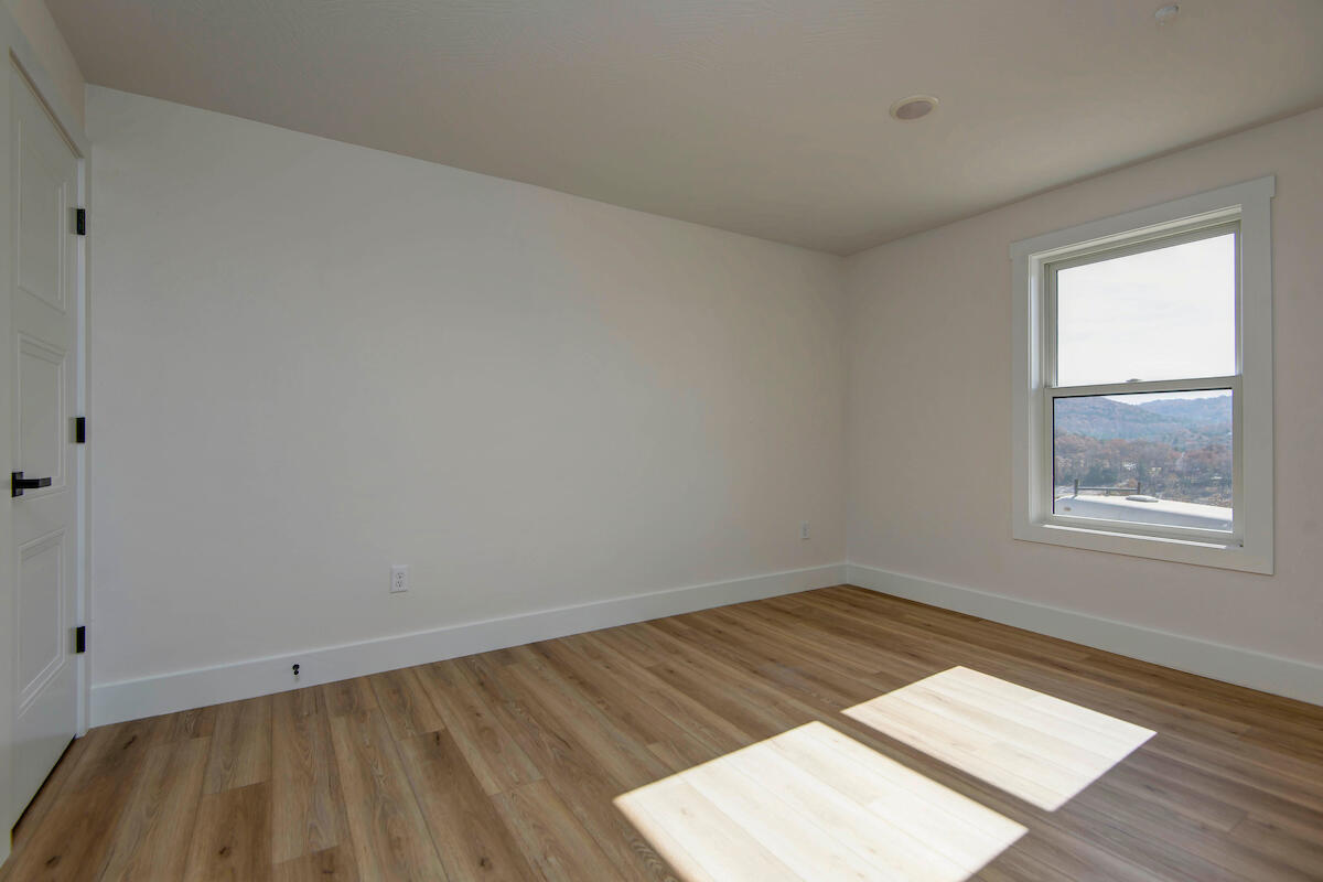 202 Vacation Lane Property Photo 26