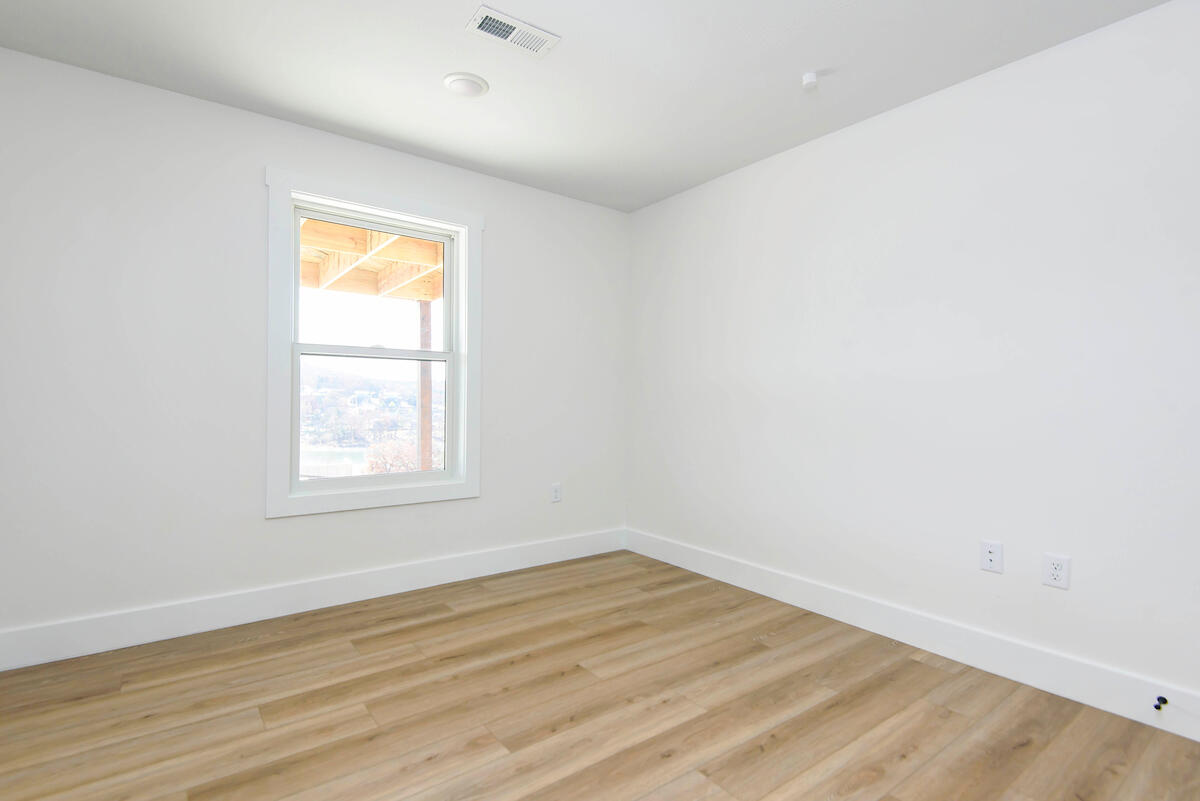 202 Vacation Lane Property Photo 28