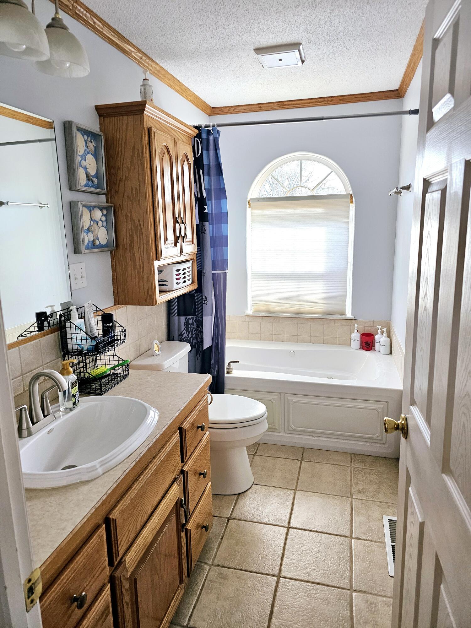 186 North High Property Photo 10