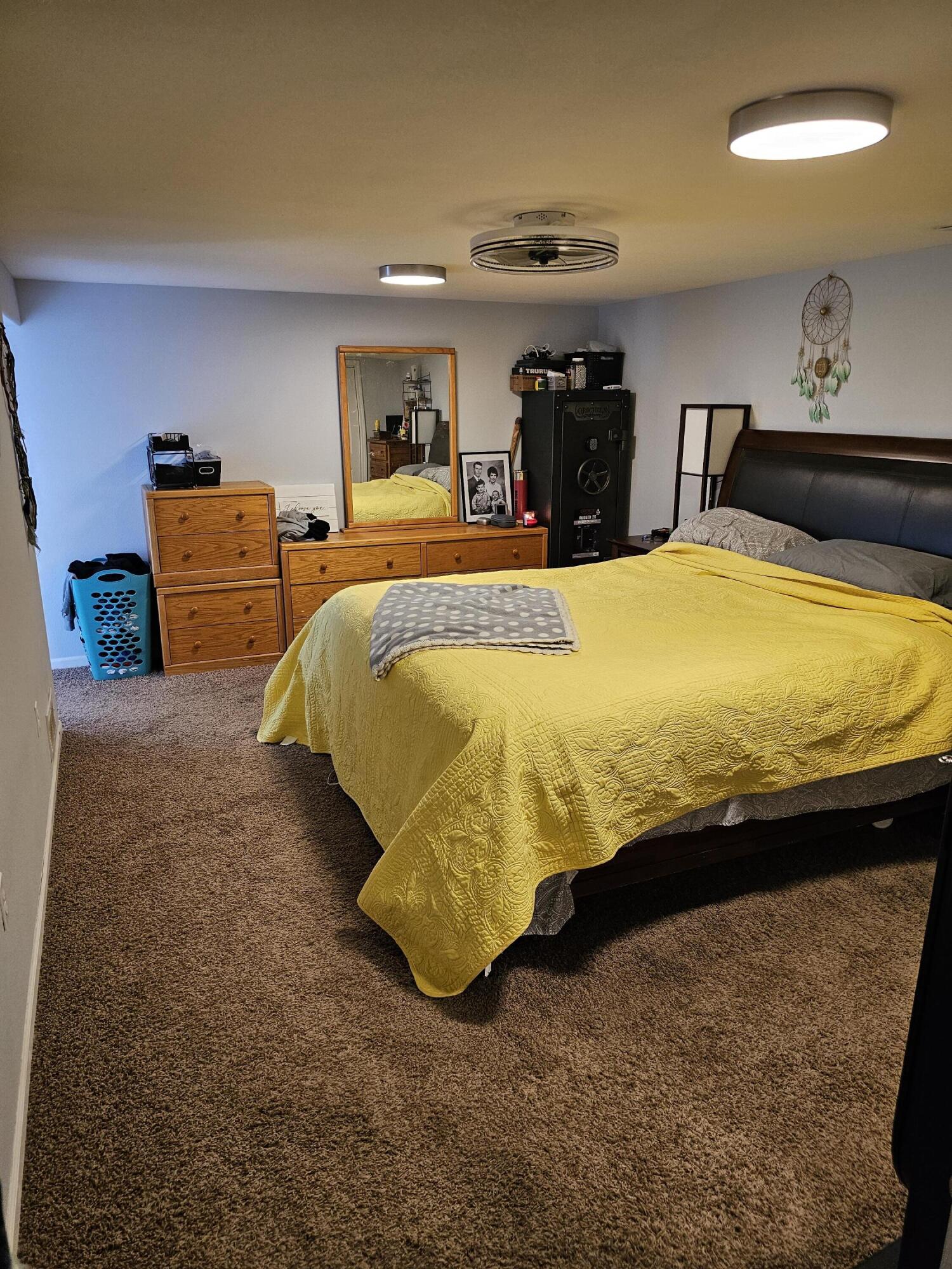 186 North High Property Photo 12