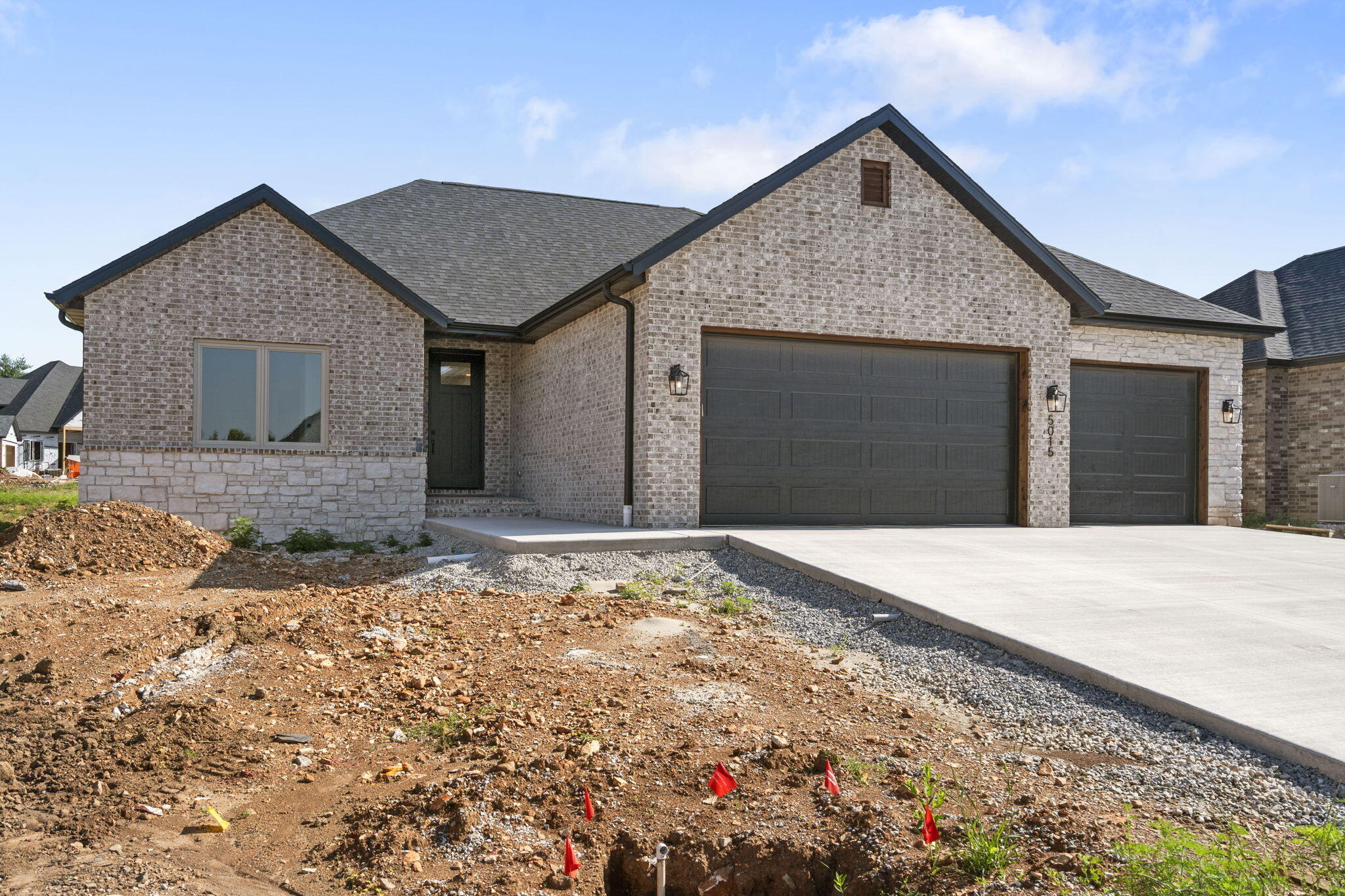 5015 Swale Property Photo 2