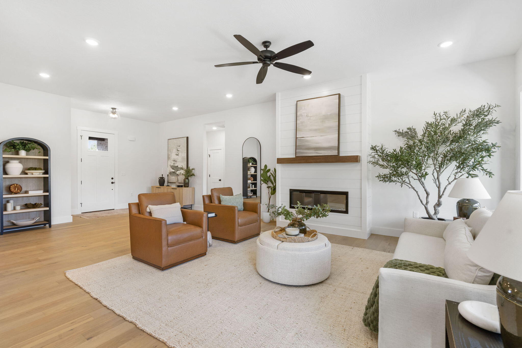 5015 Swale Property Photo 6
