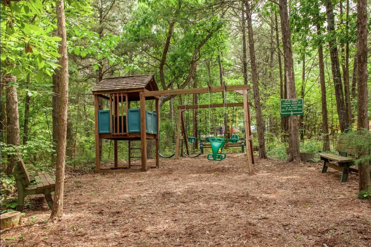 24 Village Trail Property Photo 45