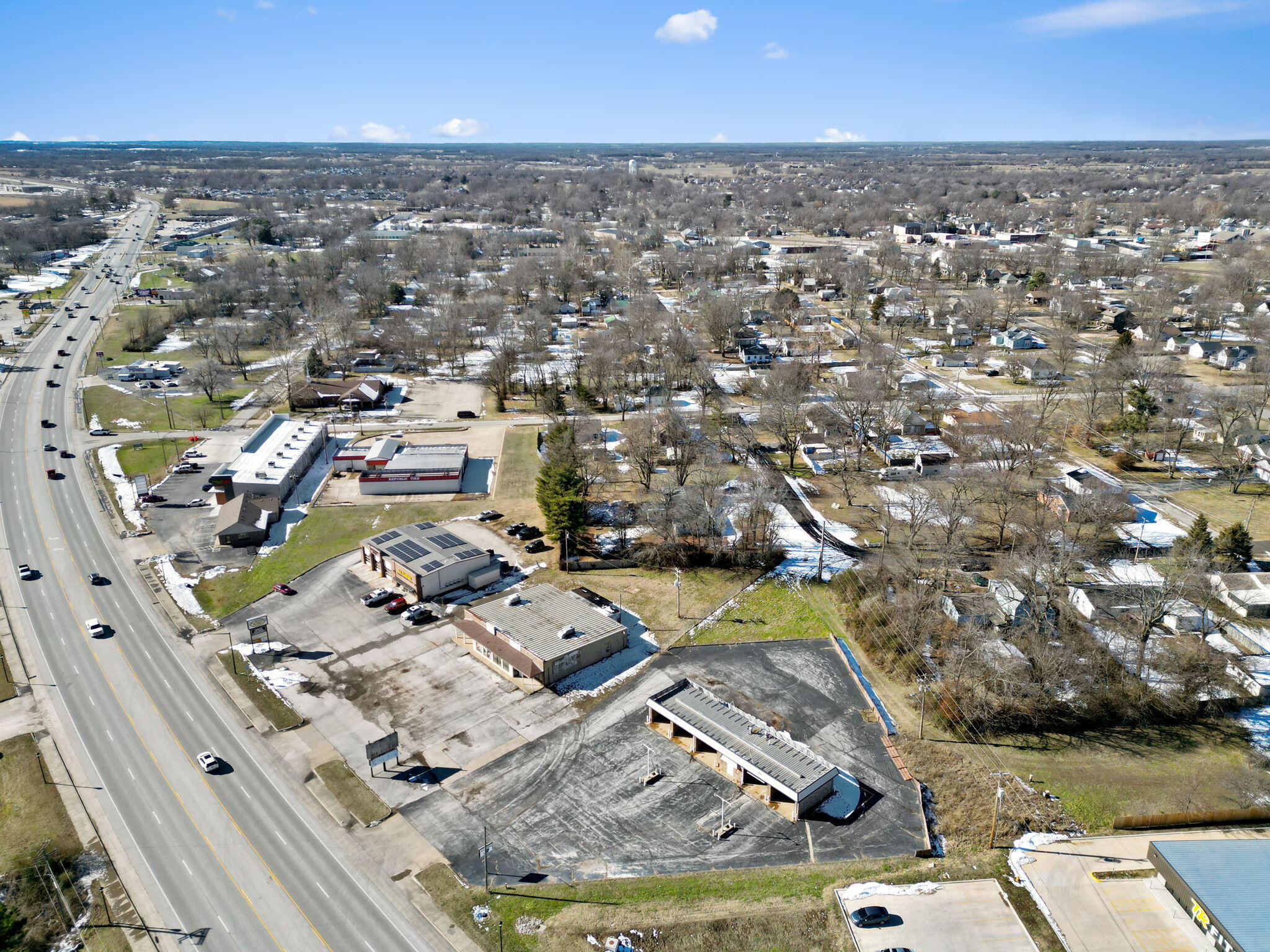 445 Us Highway 60 Property Photo 16