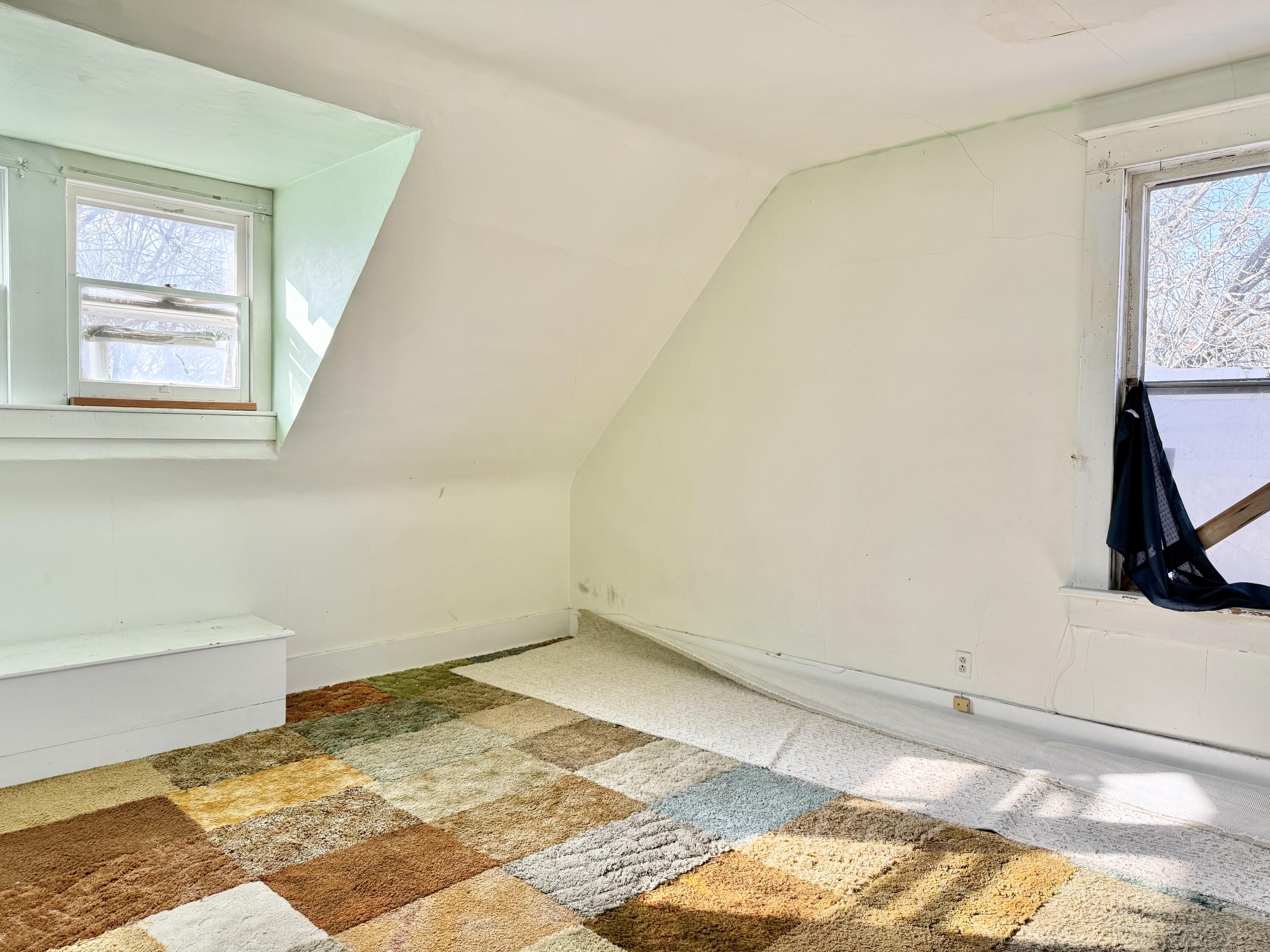 1109 N Central Ave Property Photo 13