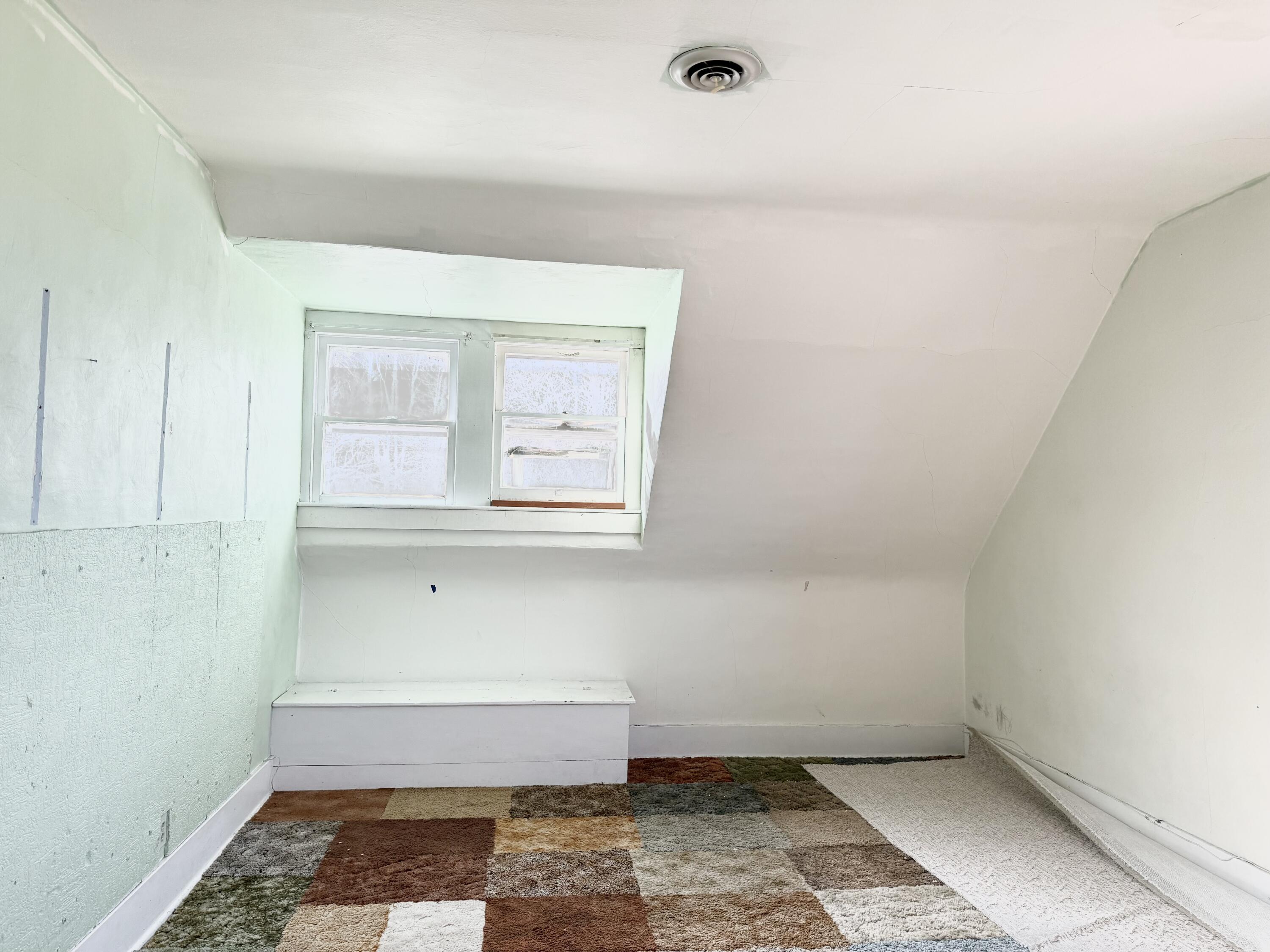 1109 N Central Ave Property Photo 14