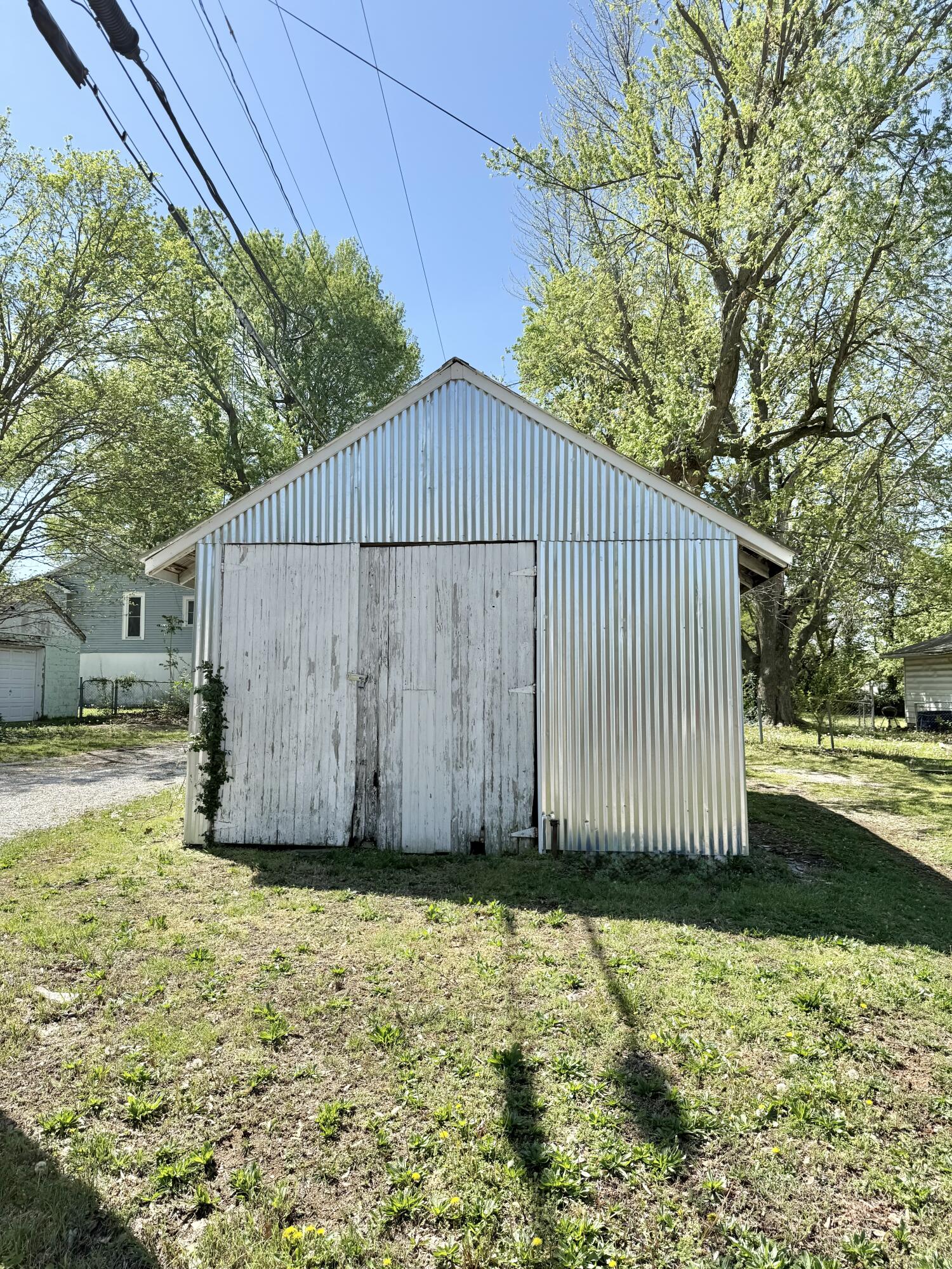 1109 N Central Ave Property Photo 20