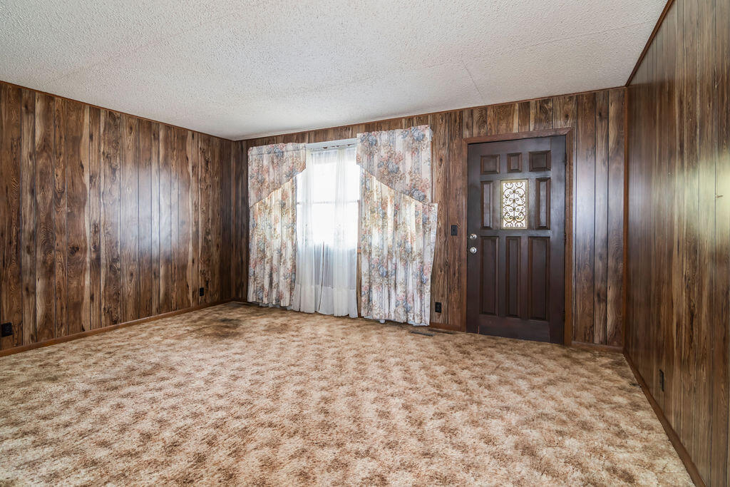 2884 State Hwy 173 Property Photo 17