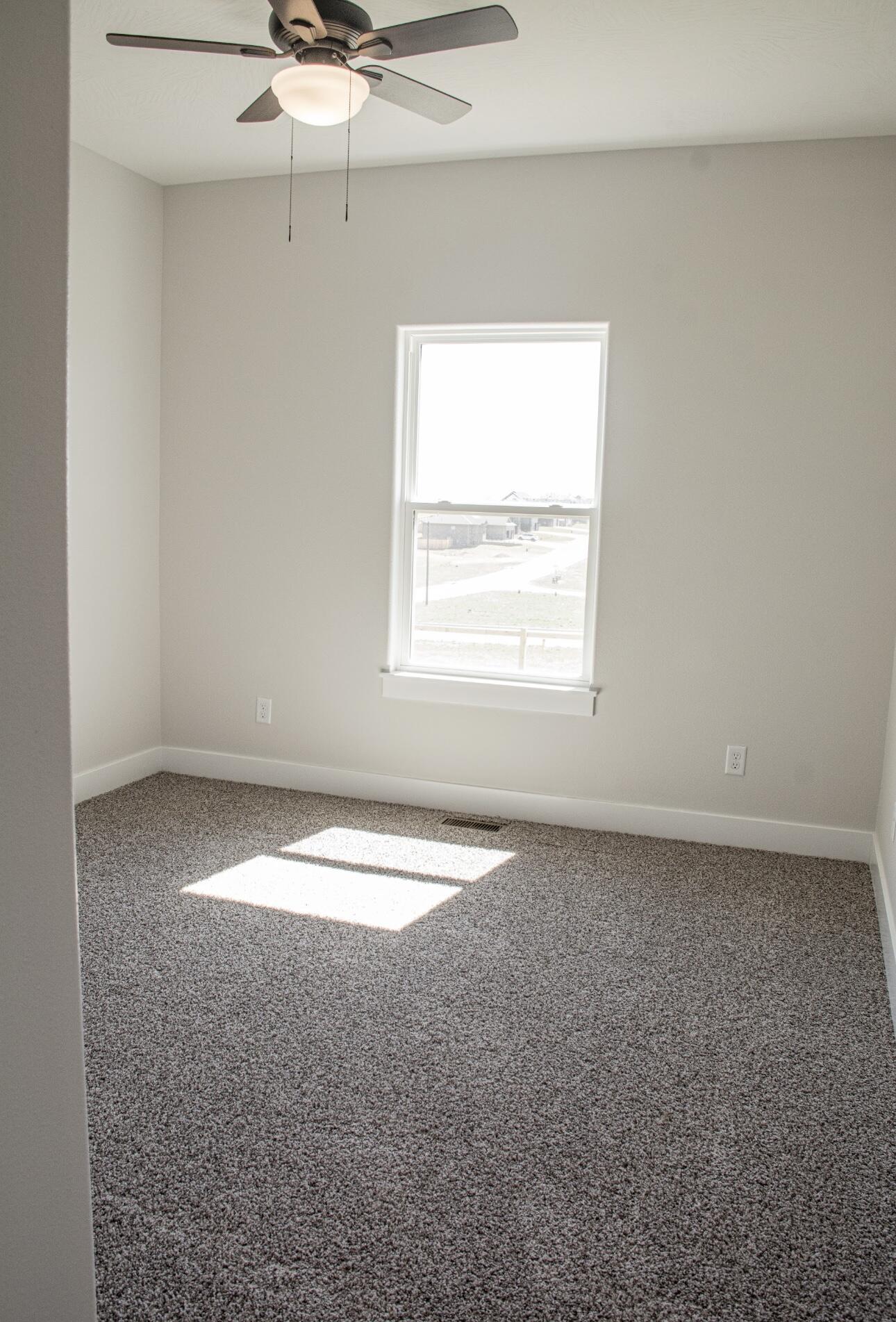 2504 West Goldfinch Drive Property Photo 20
