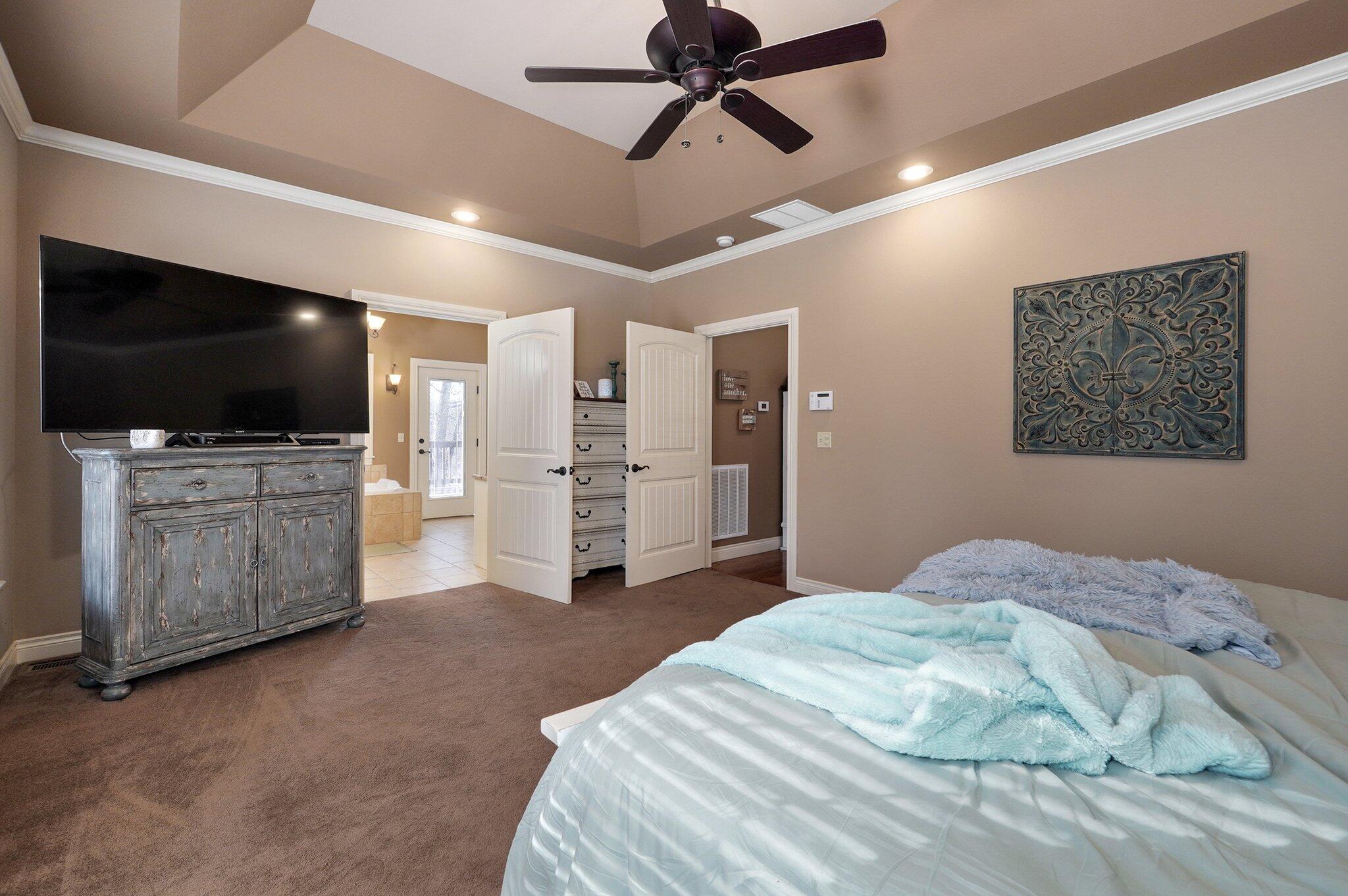 10350 Indian Ridge Lane Property Photo 33