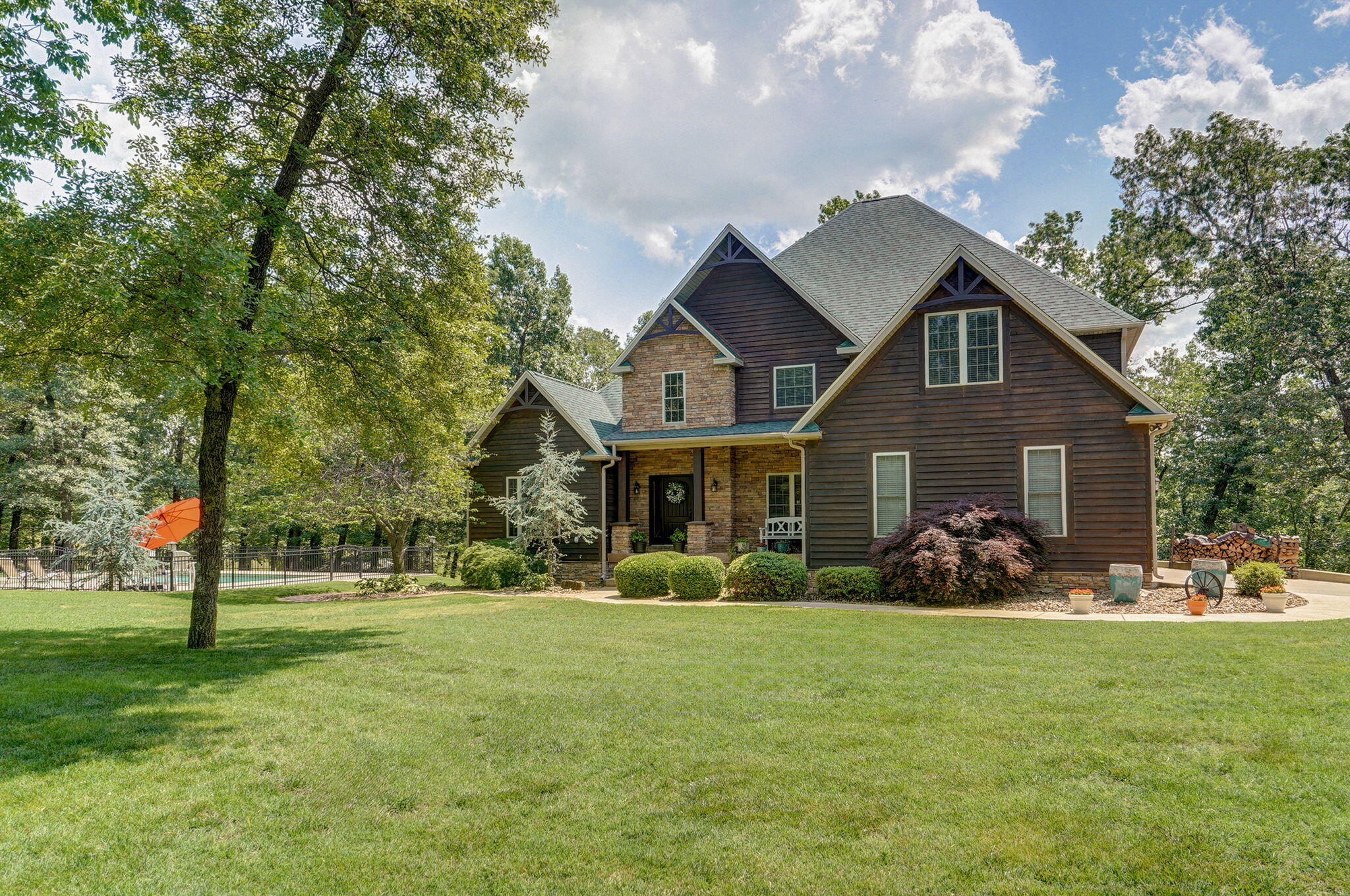 10350 Indian Ridge Lane Property Photo 2