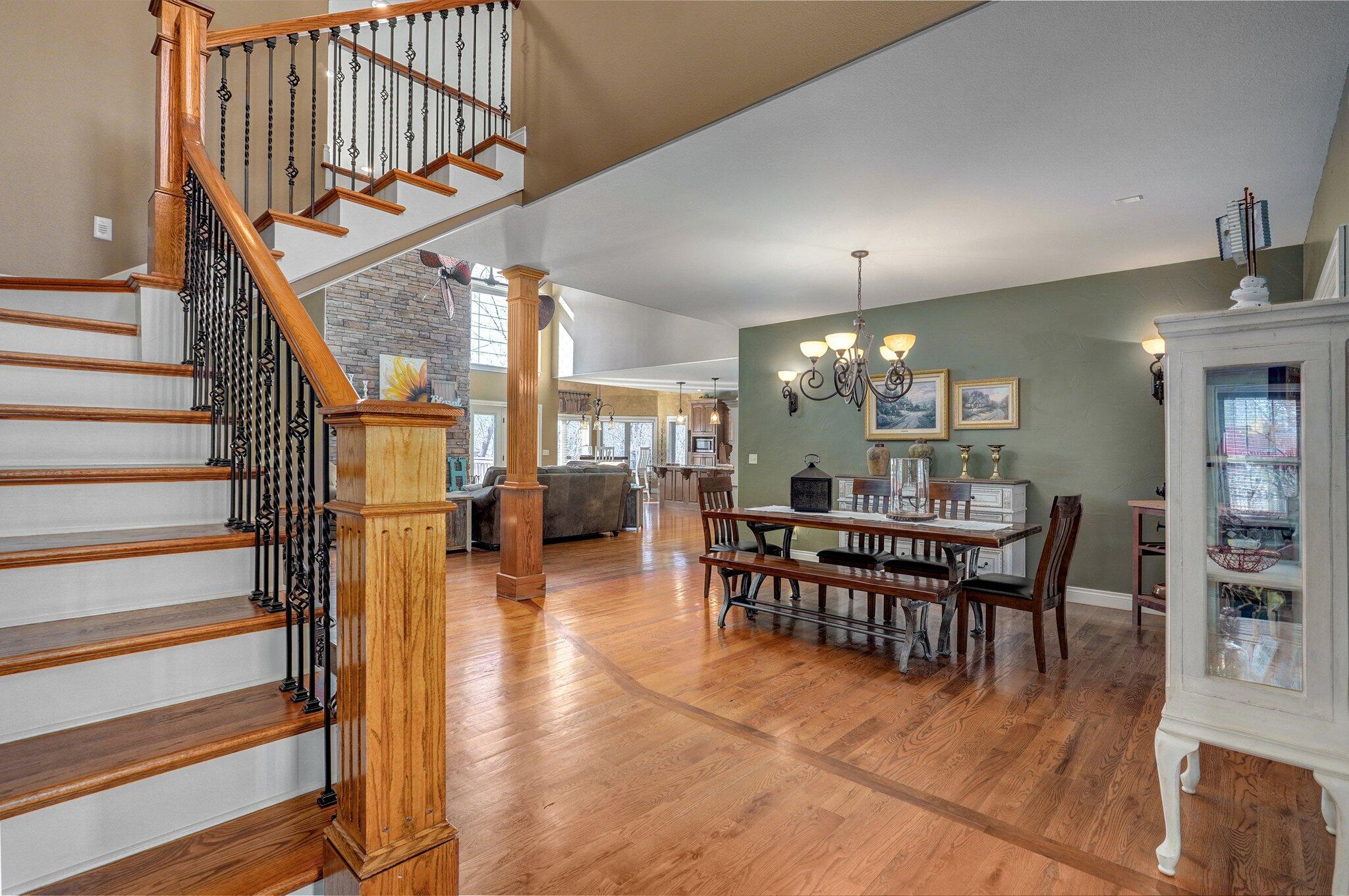 10350 Indian Ridge Lane Property Photo 11