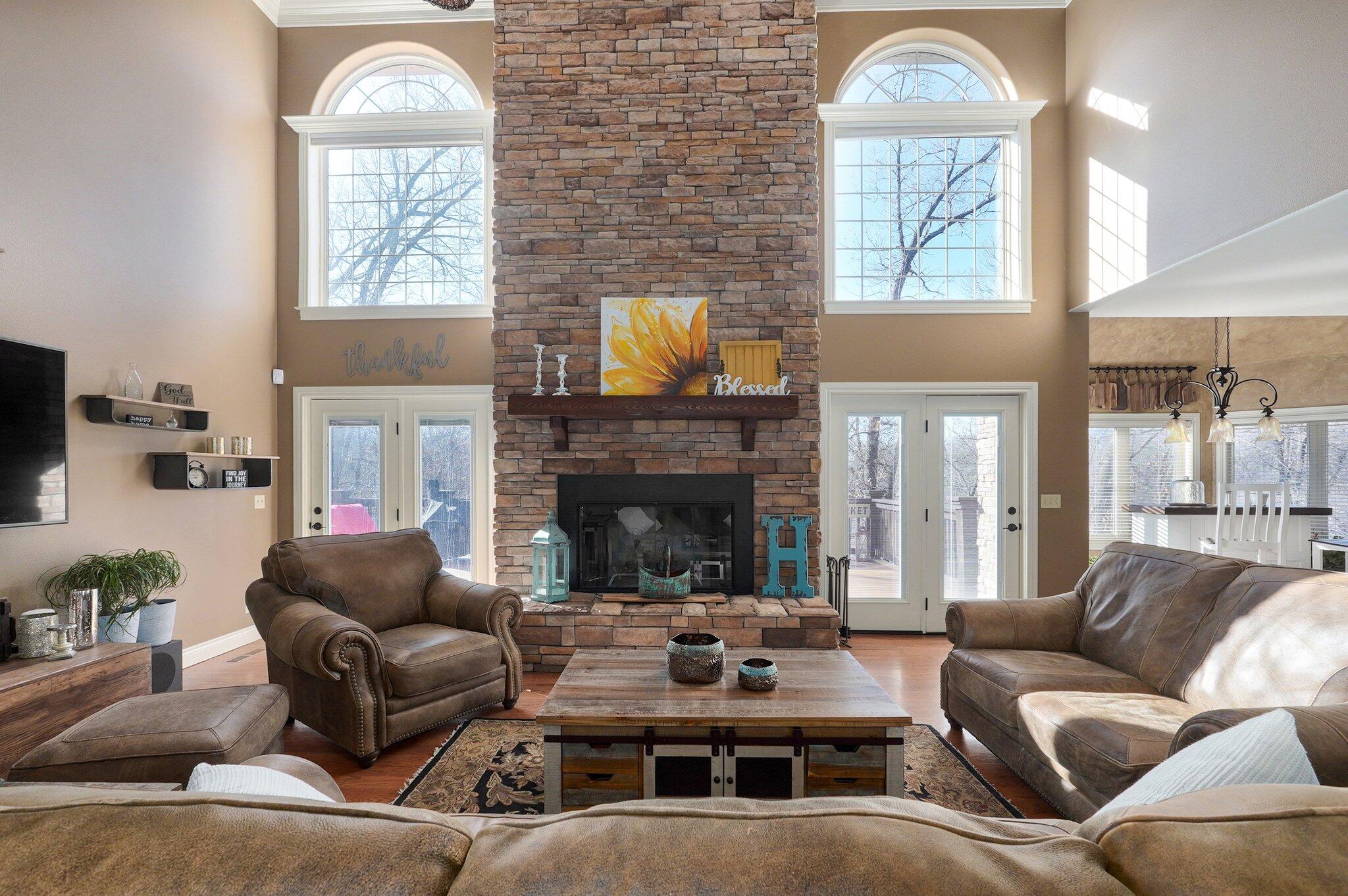 10350 Indian Ridge Lane Property Photo 16