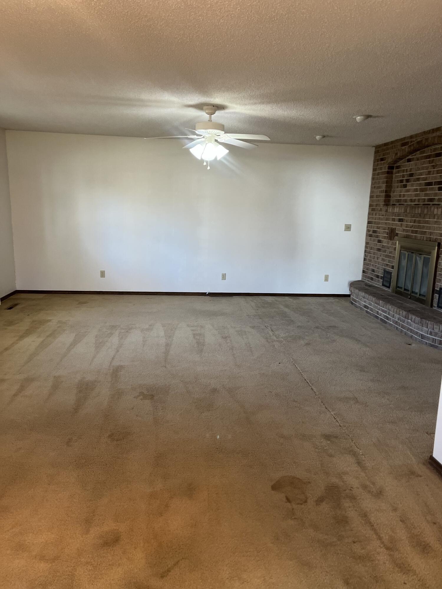2801 Lincoln Avenue Property Photo 4