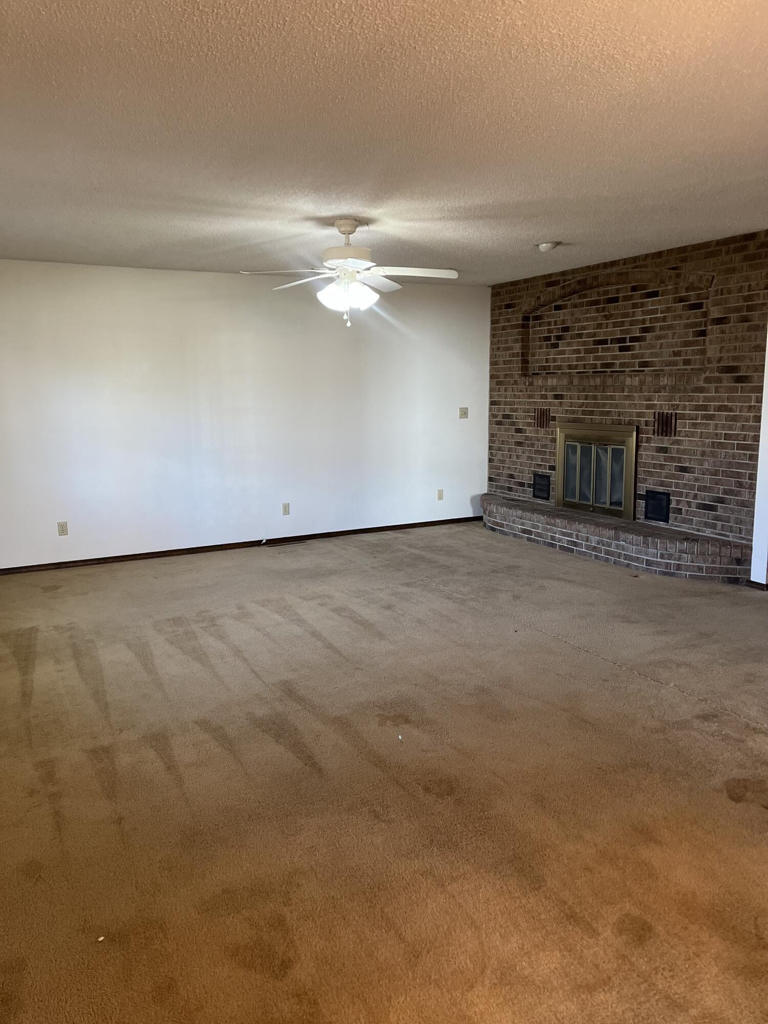 2801 Lincoln Avenue Property Photo 5