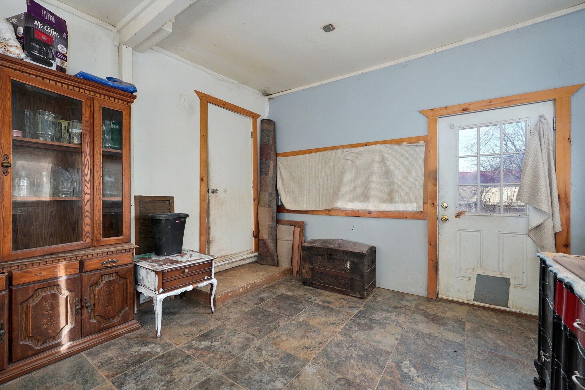 104 South Westview Drive Property Photo 12