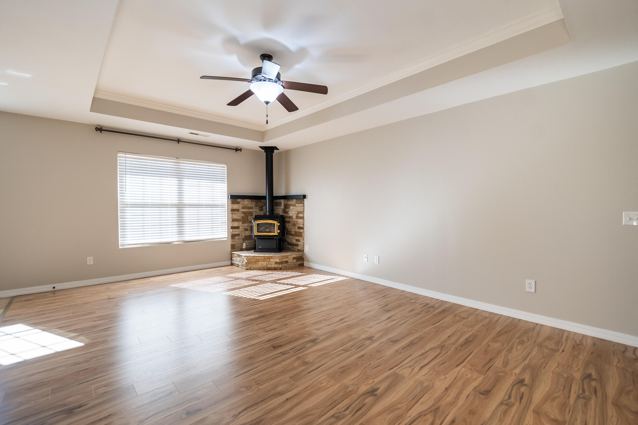 816 East Roubidoux Street Property Photo 12