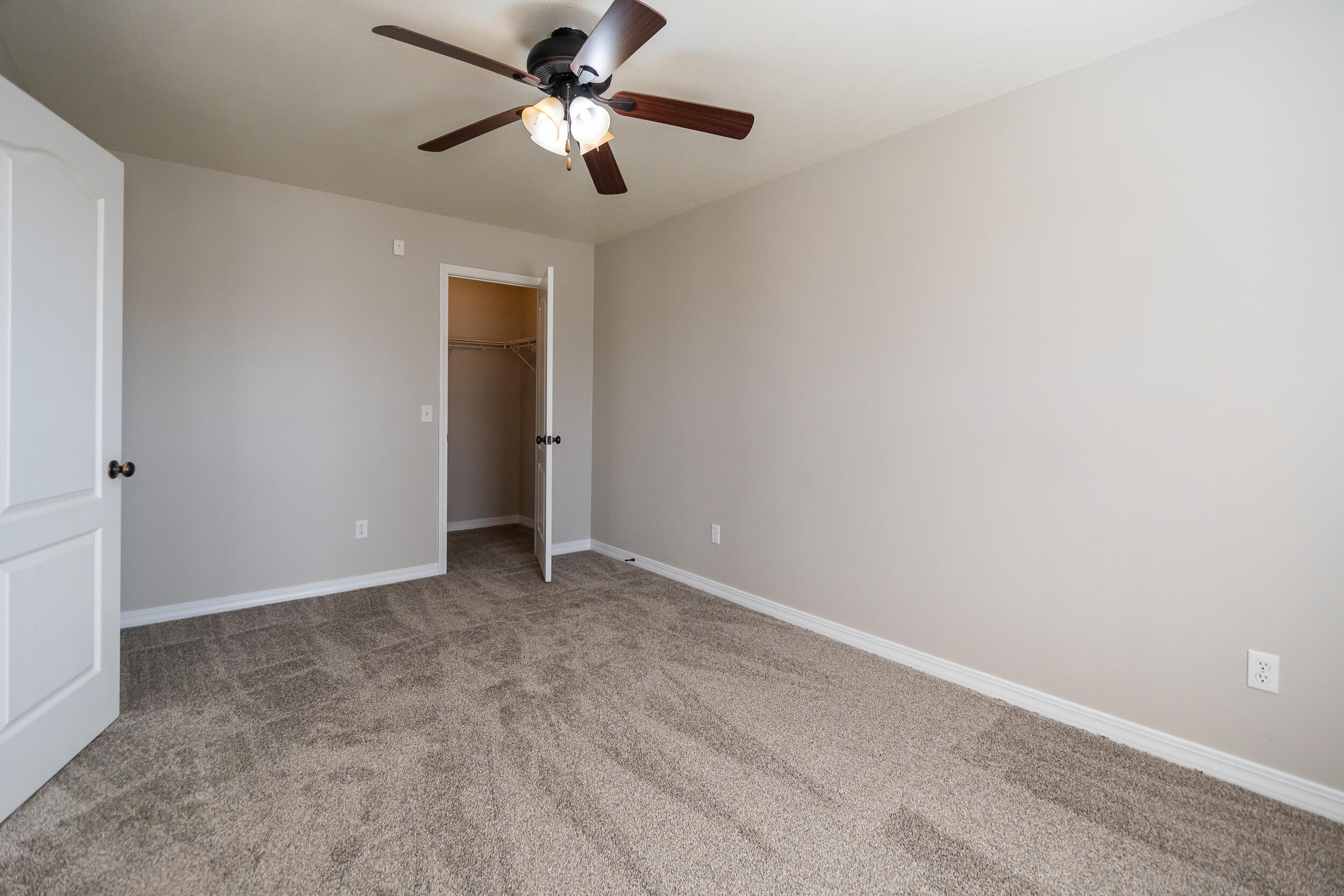 816 East Roubidoux Street Property Photo 29