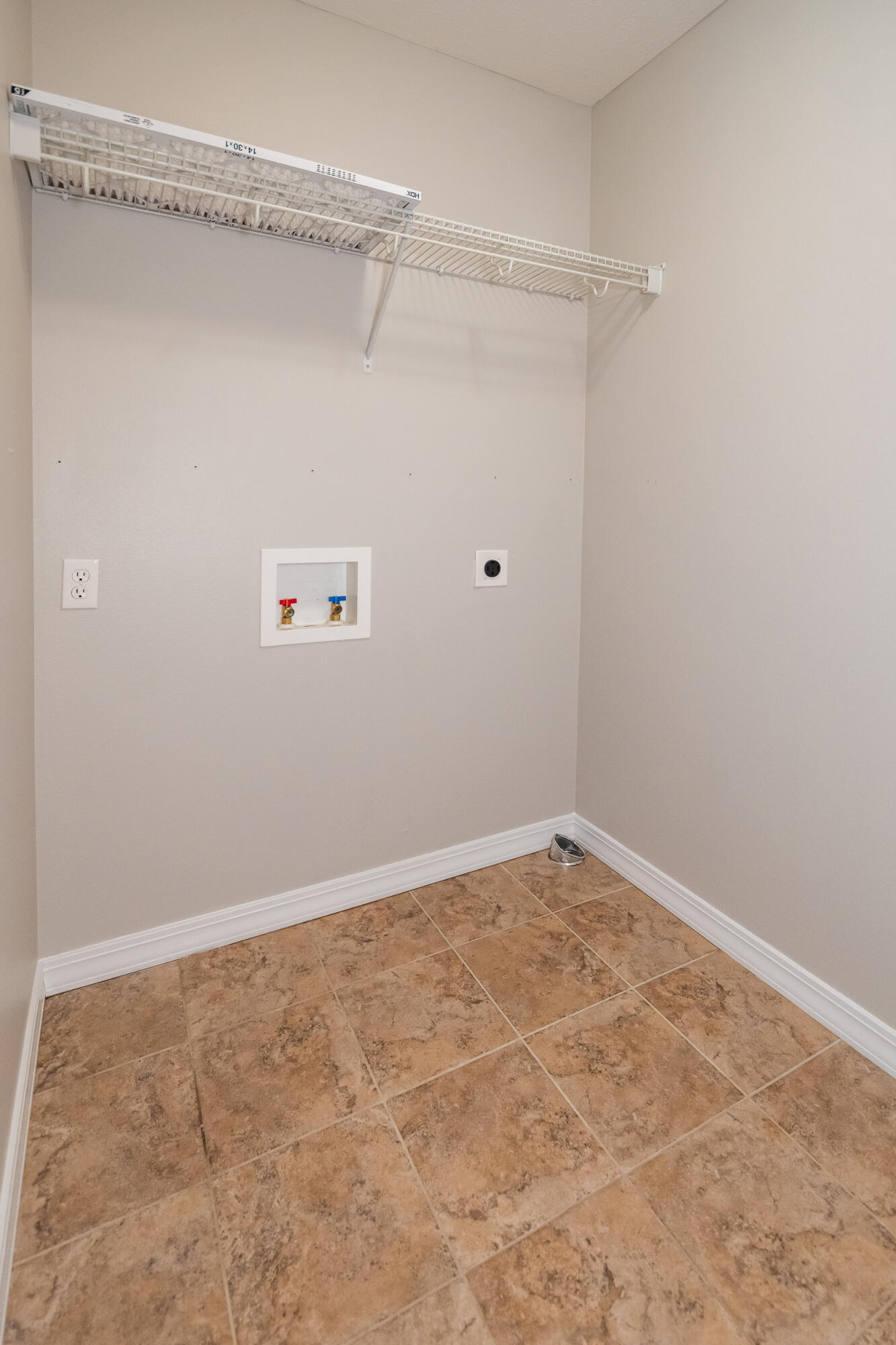 816 East Roubidoux Street Property Photo 39