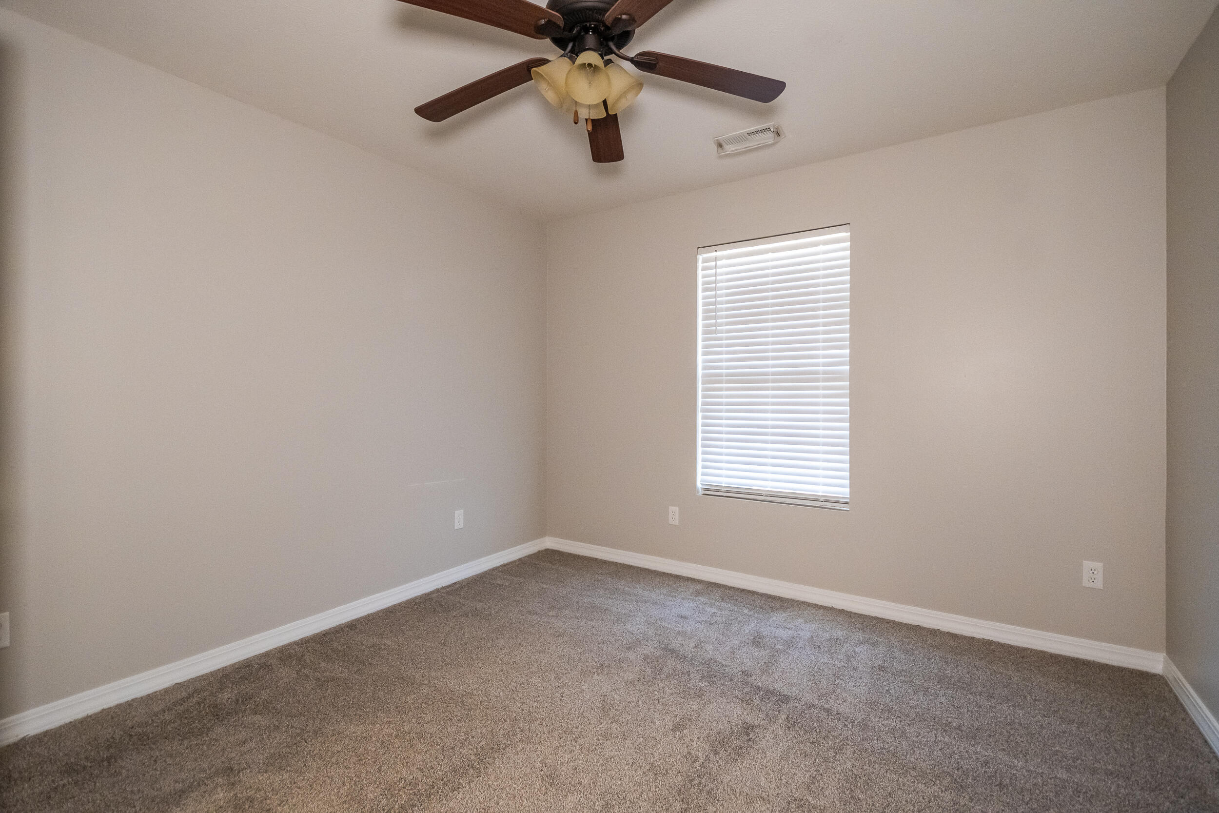 816 East Roubidoux Street Property Photo 42