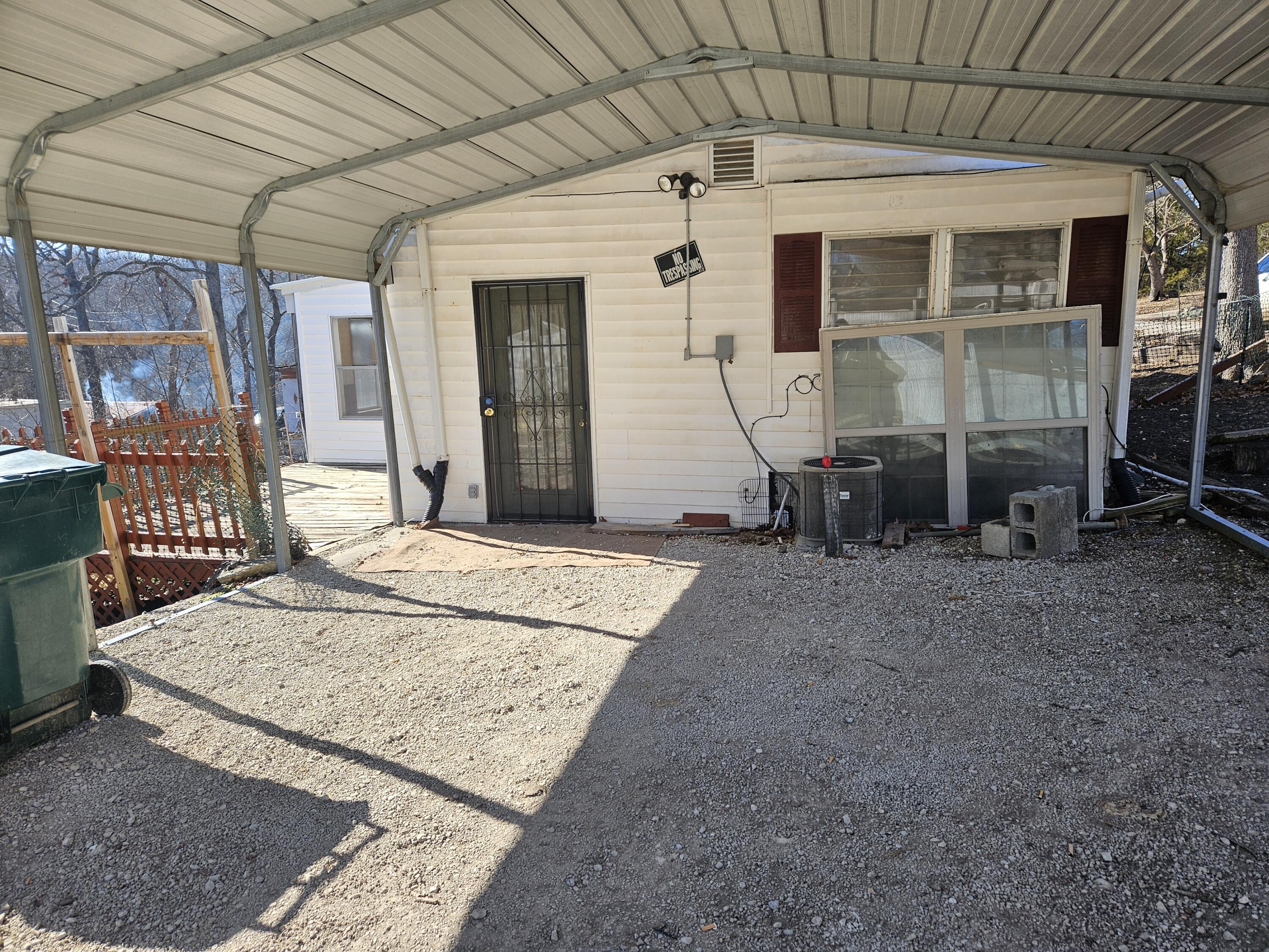 23318 Lindley Cove Drive Property Photo 2