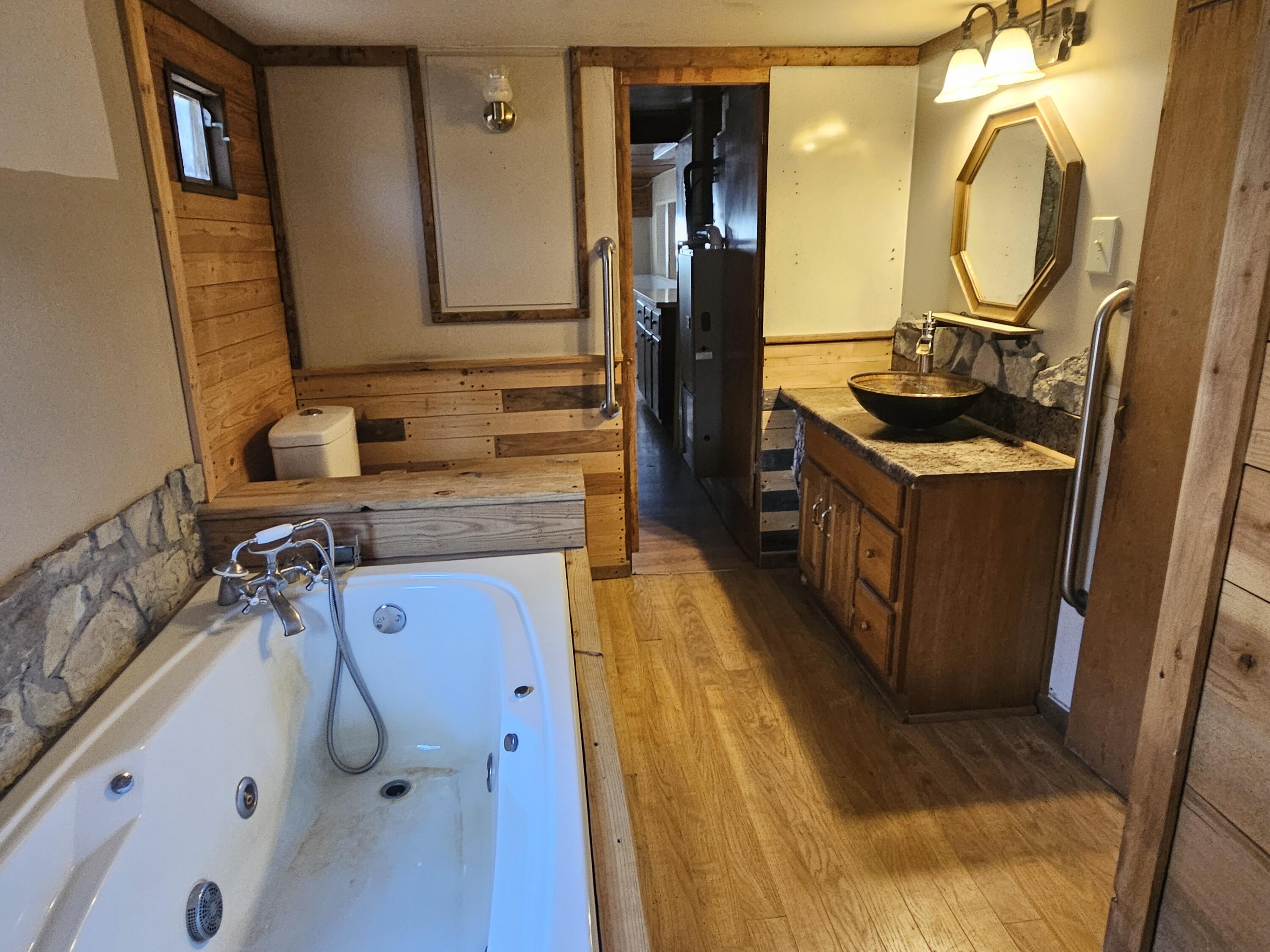 23318 Lindley Cove Drive Property Photo 11