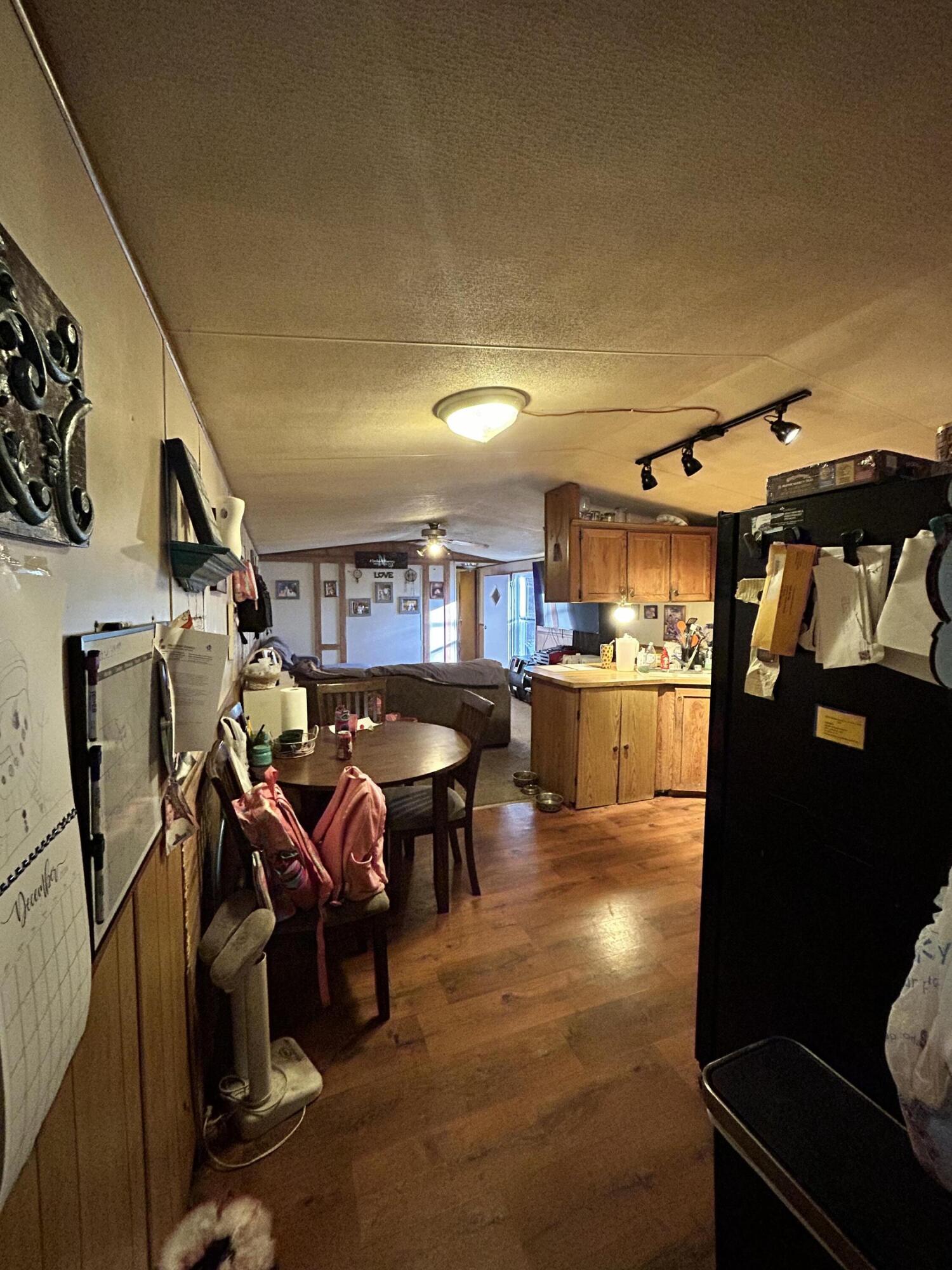 1207 Lawrence 6348 Property Photo 6
