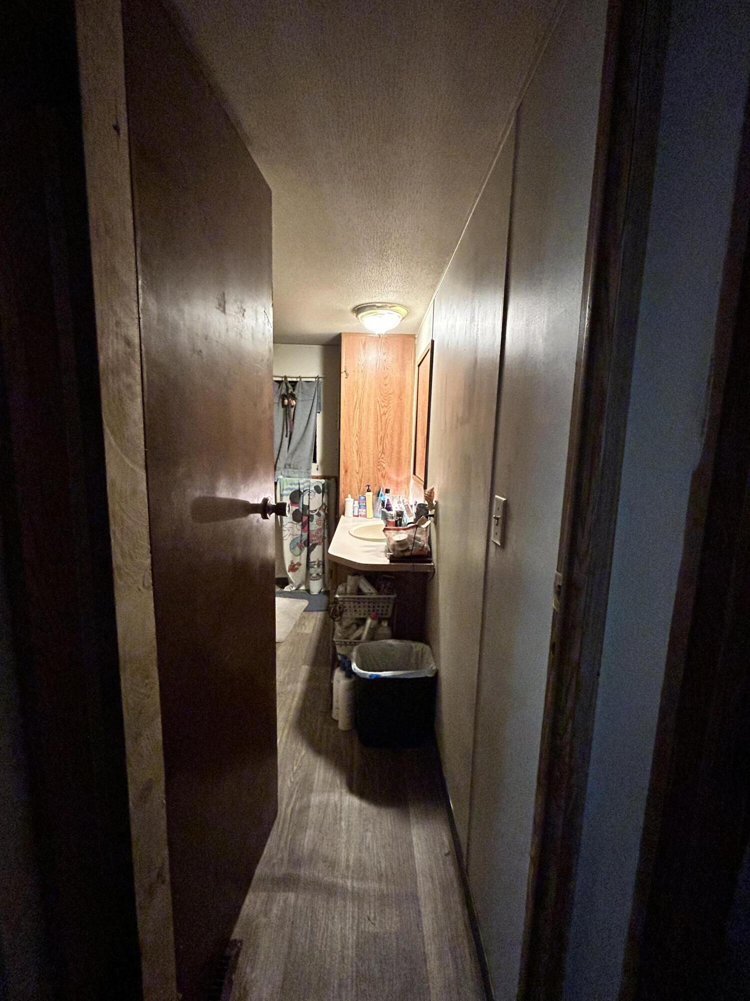 1207 Lawrence 6348 Property Photo 10