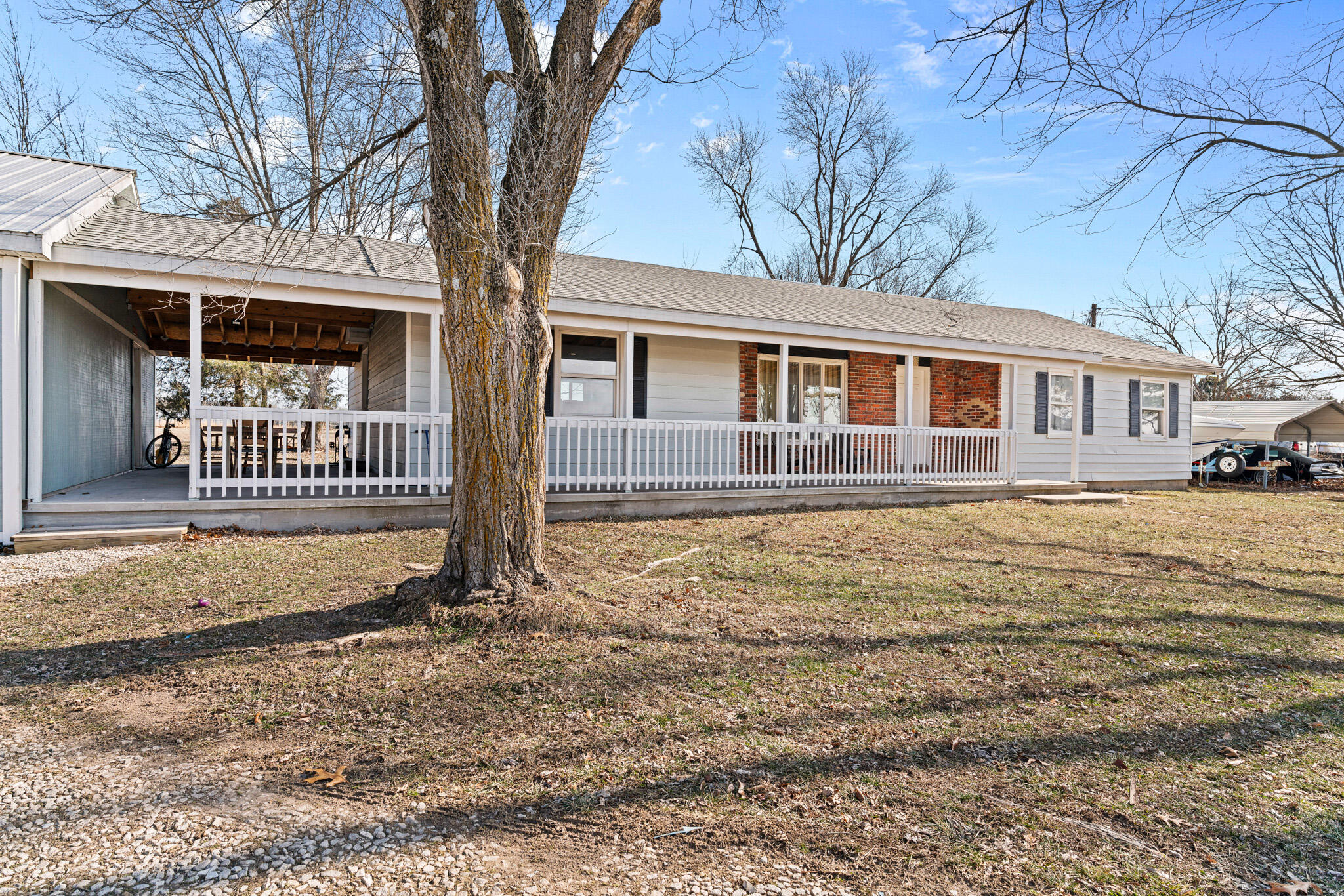 1668 & 000 North Farm Road 71 Property Photo 4