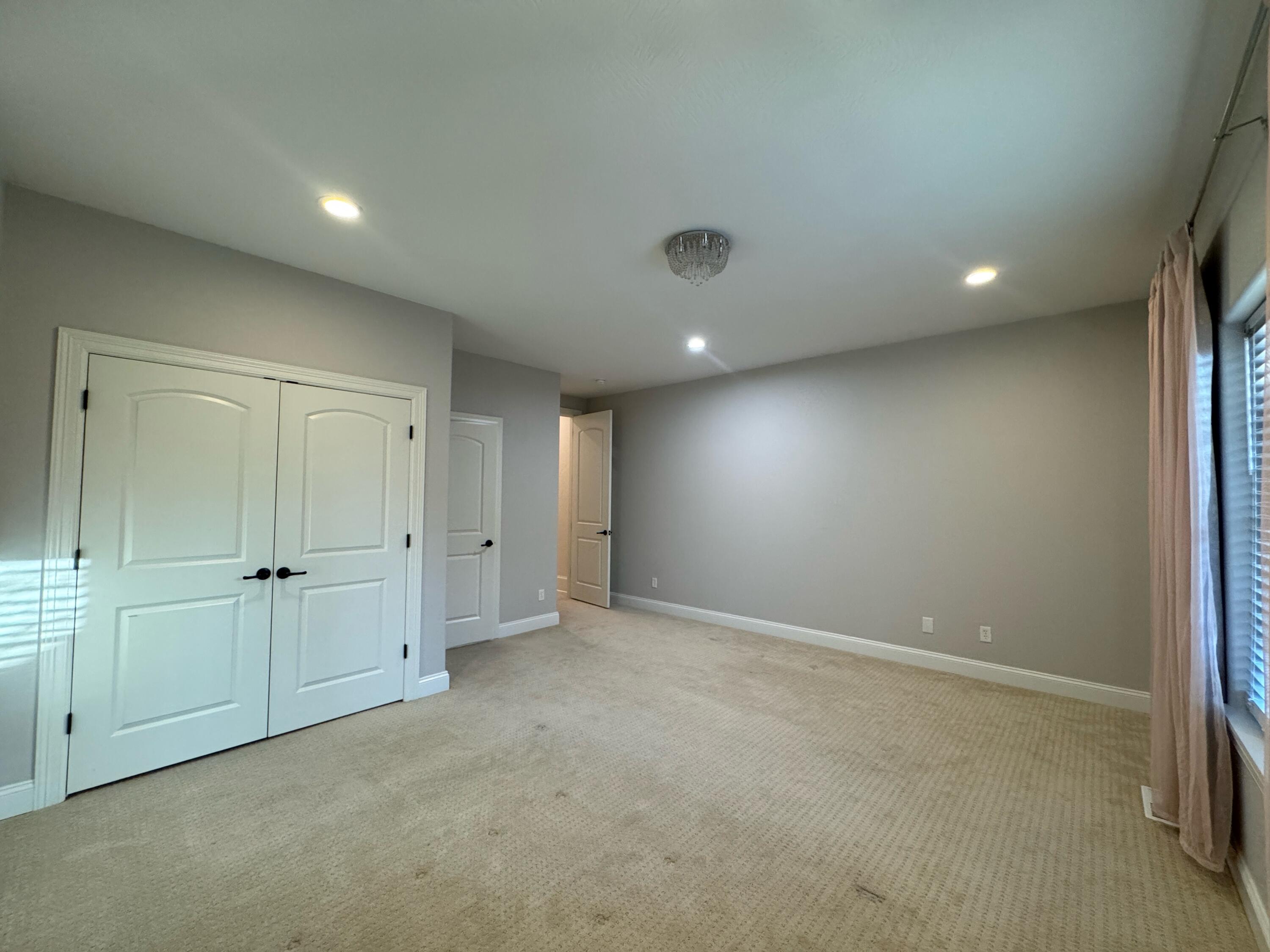 8304 Rolling Hills Dr Drive Property Photo 20