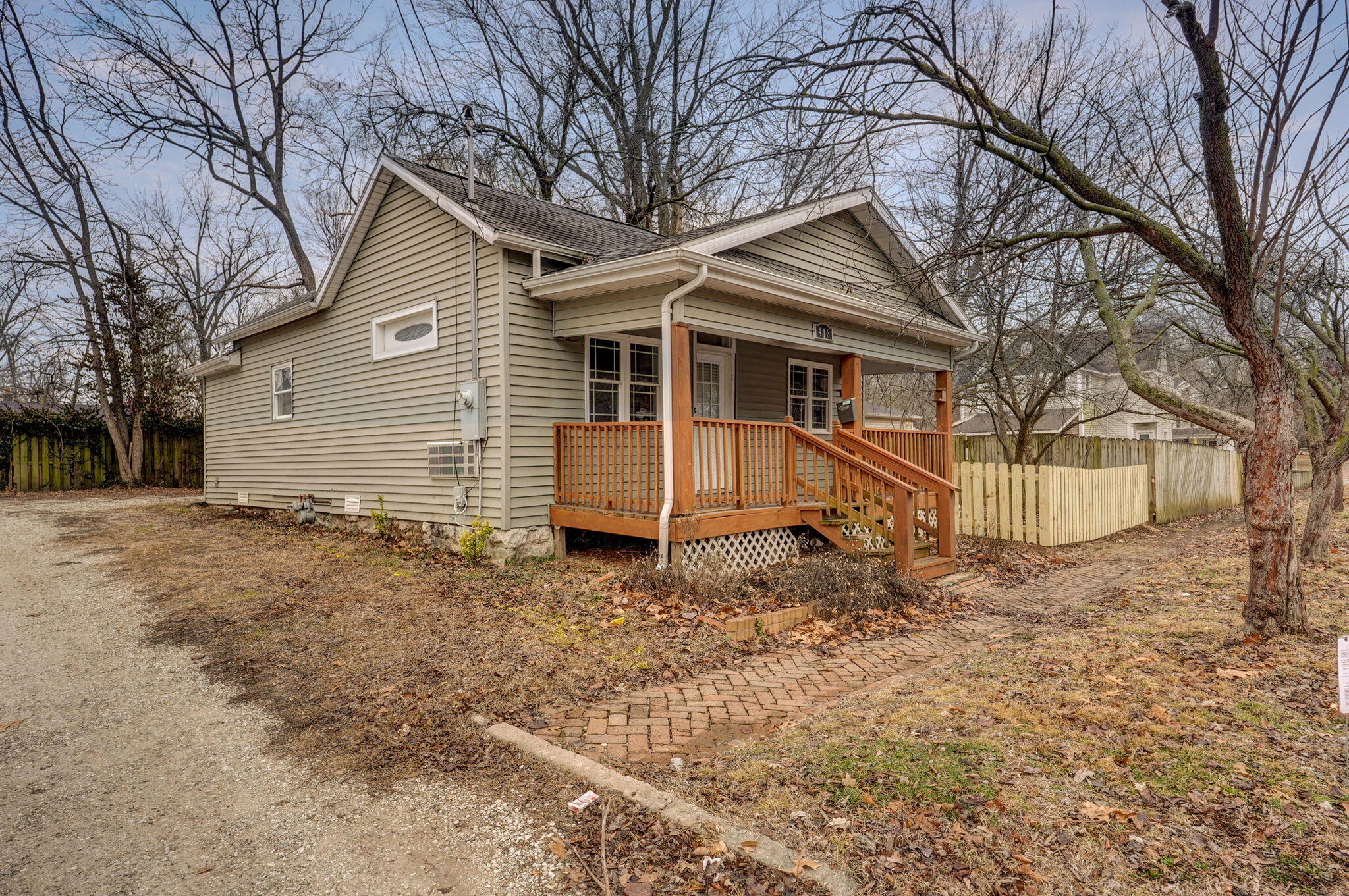418 East Atlantic Street Property Photo 1