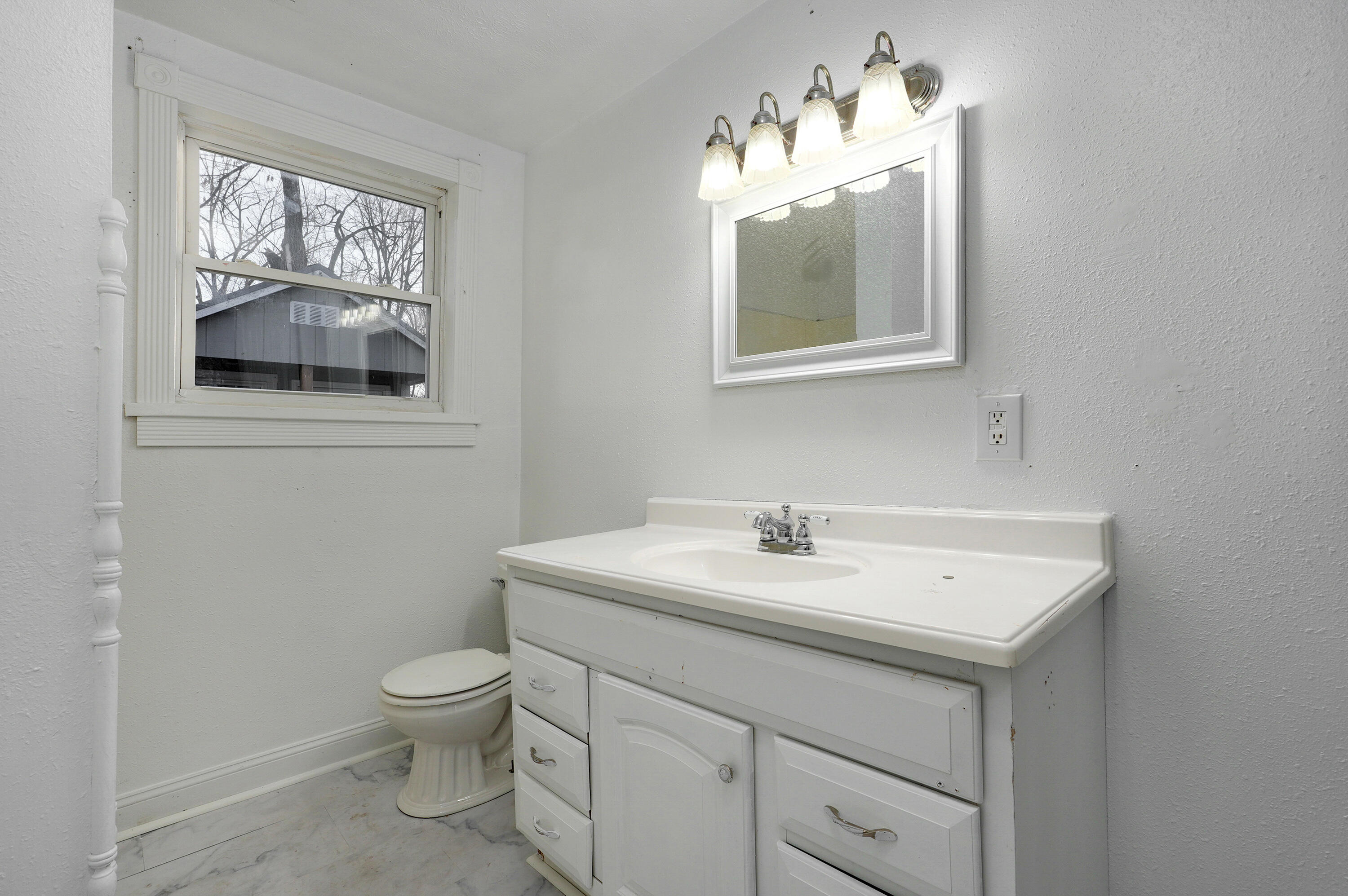 418 East Atlantic Street Property Photo 20