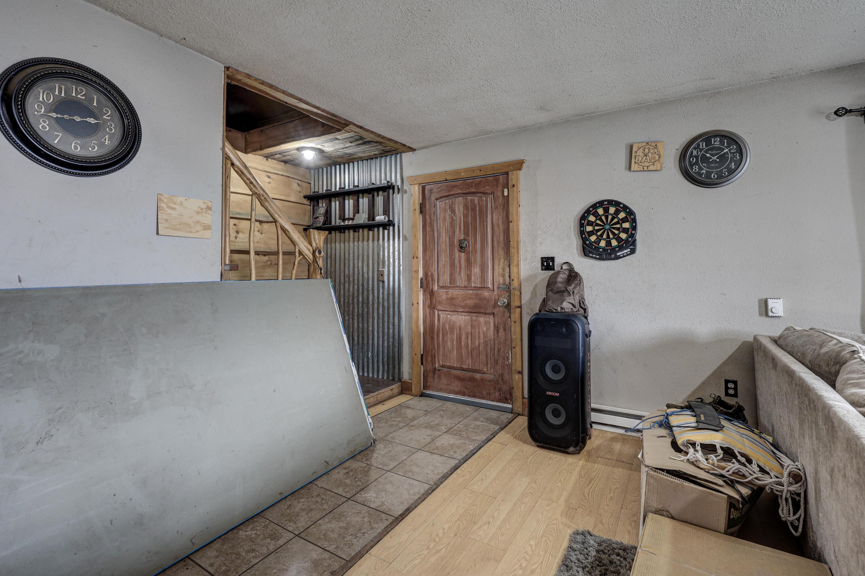 1101 North Anderson Avenue Property Photo 4